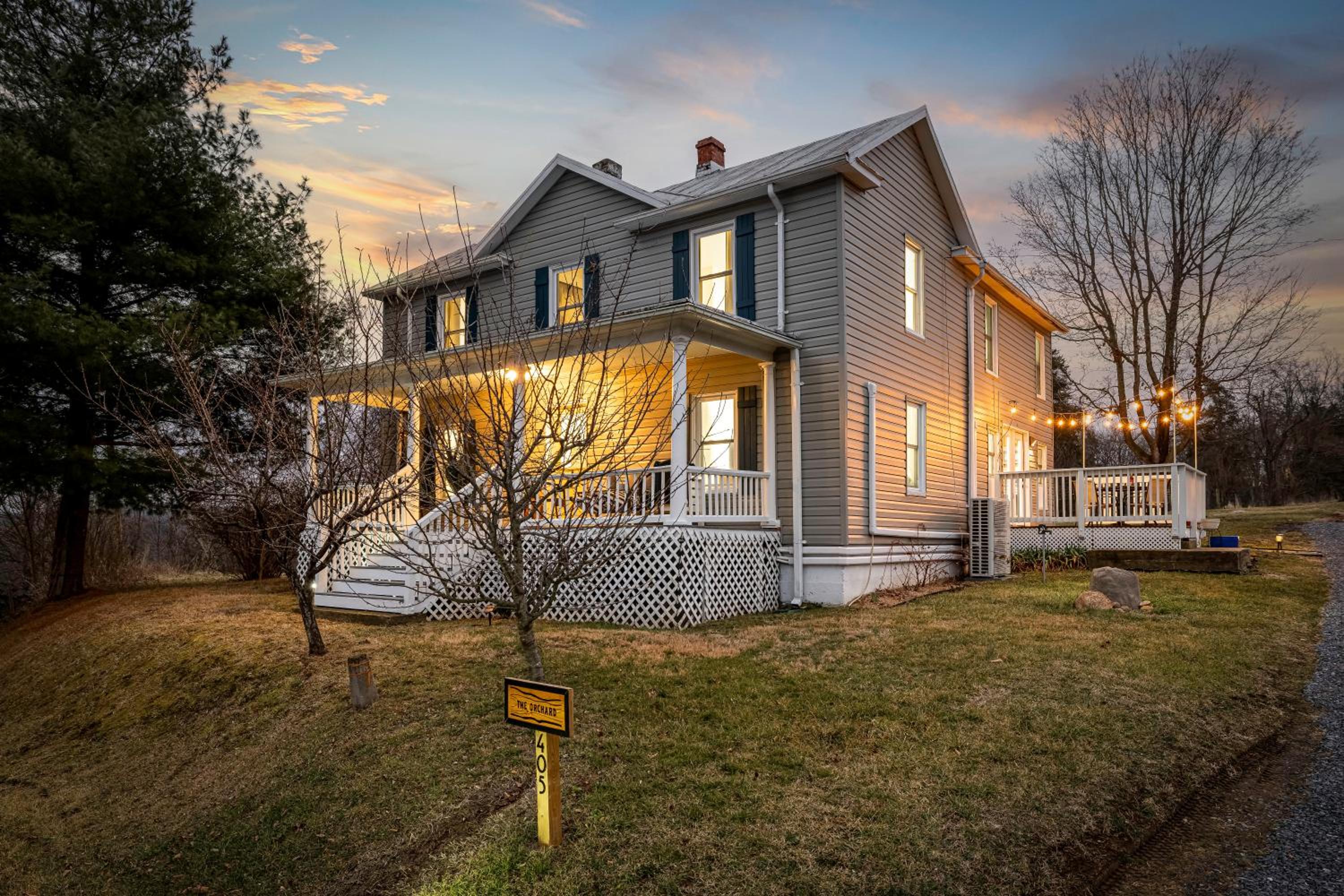 The Orchard, a family friendly home- hot tub, fire pit, yard games view 3