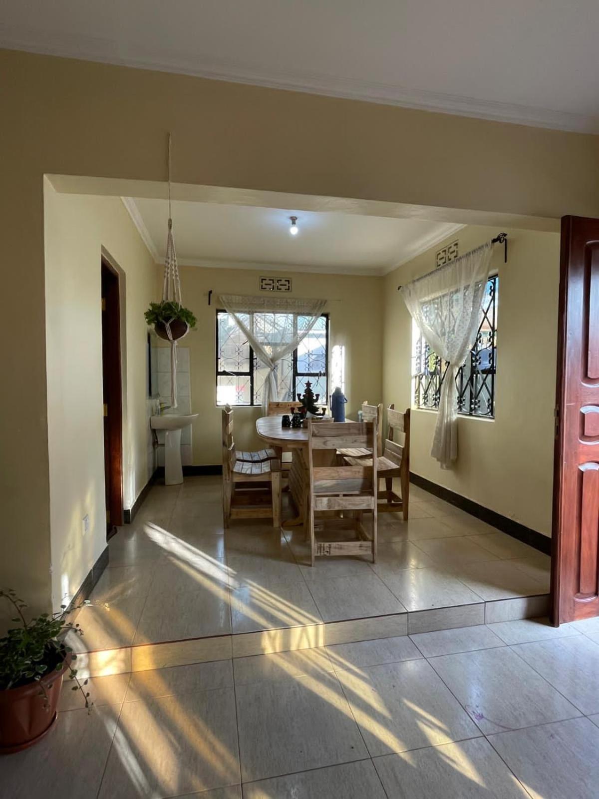 Wonders Hostel