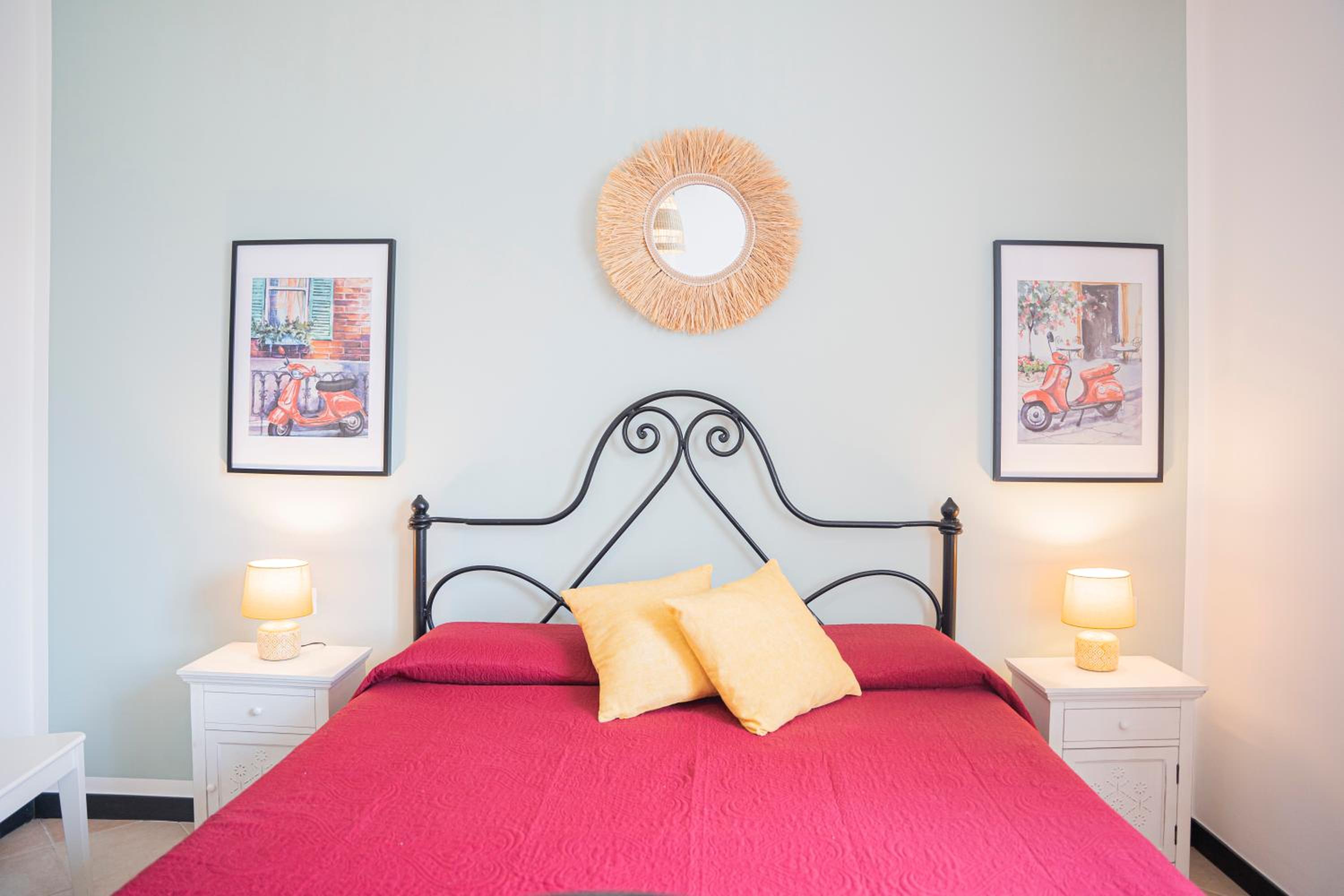 Vespa Apartments