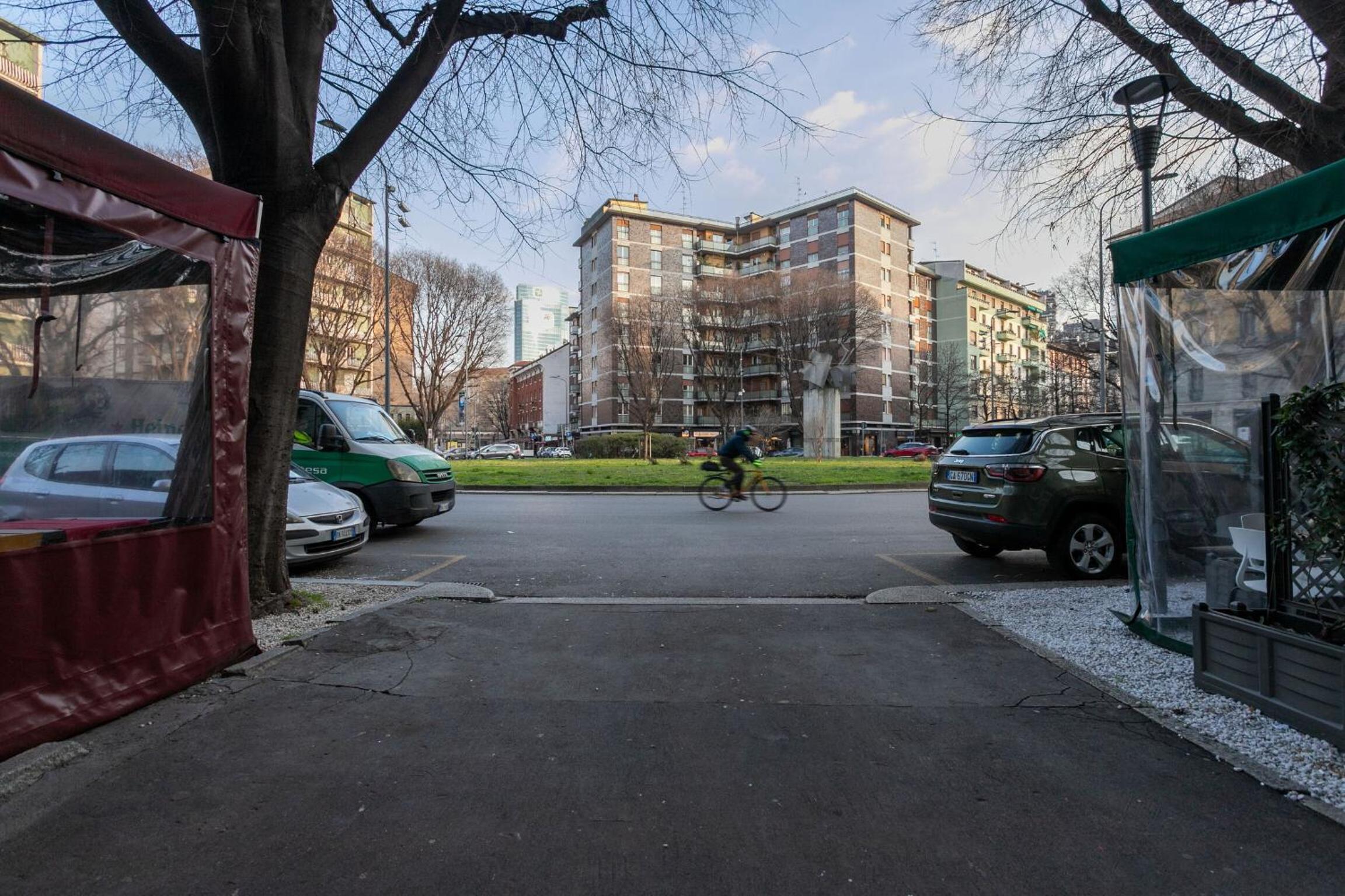 Segrino, Elegant Apartment In The Heart Of The Isola District