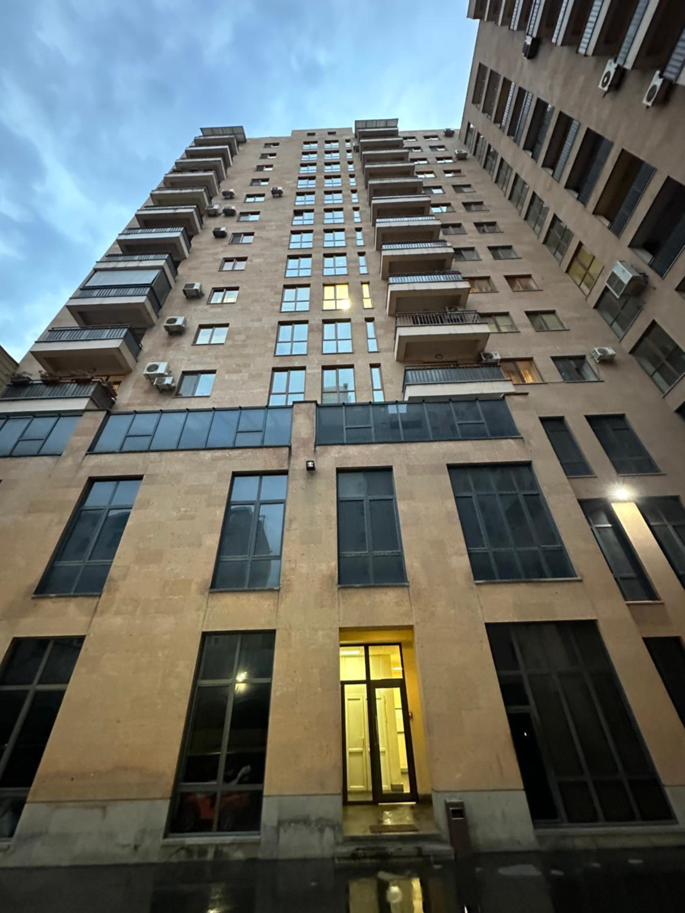 Aram street, 1 bedroom Modern apartment DI482
