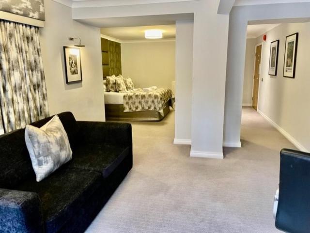 The Diamond Inn 5