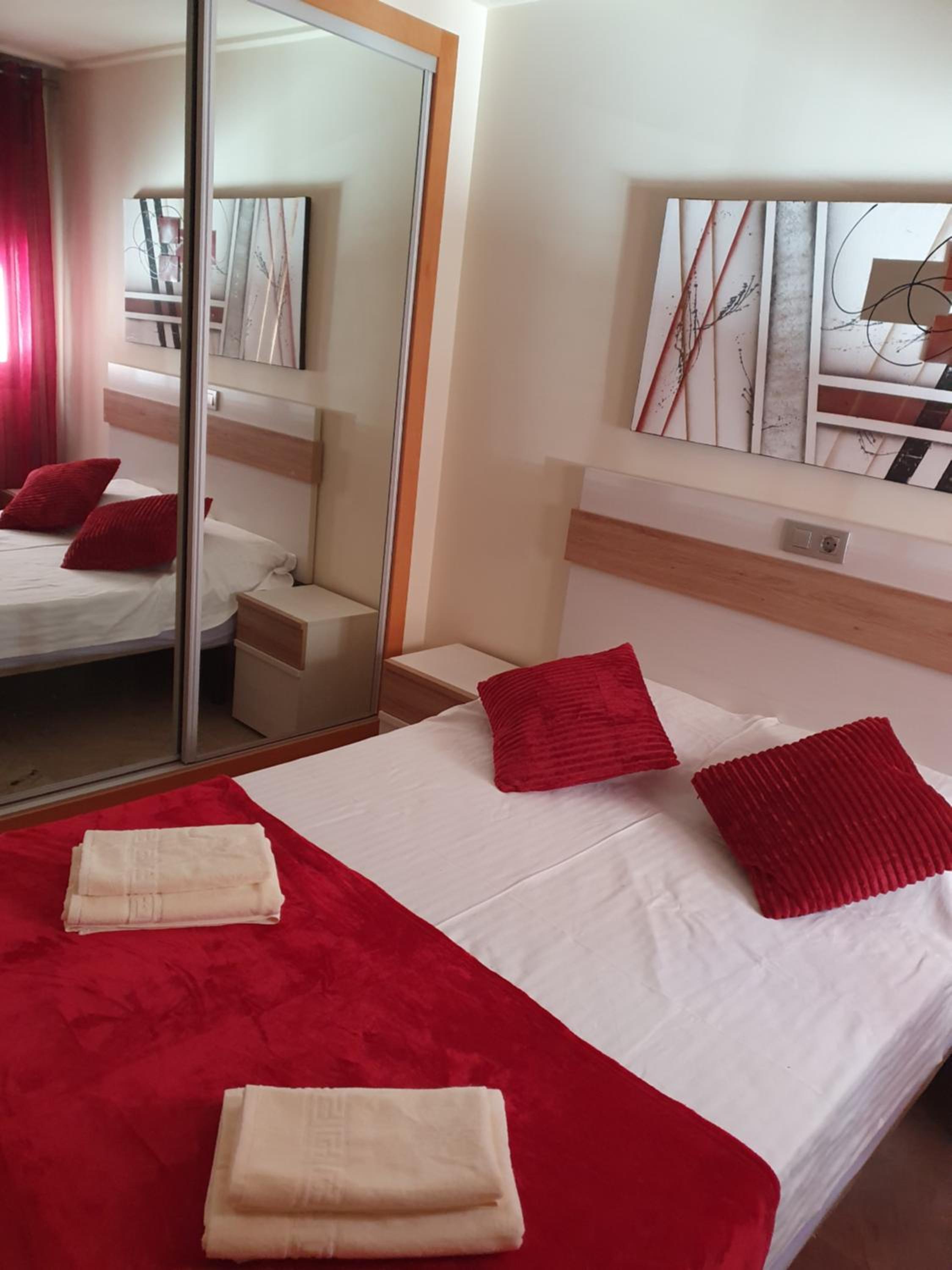 Lorena Flat, 2 rooms 2 bath Seaview view 3