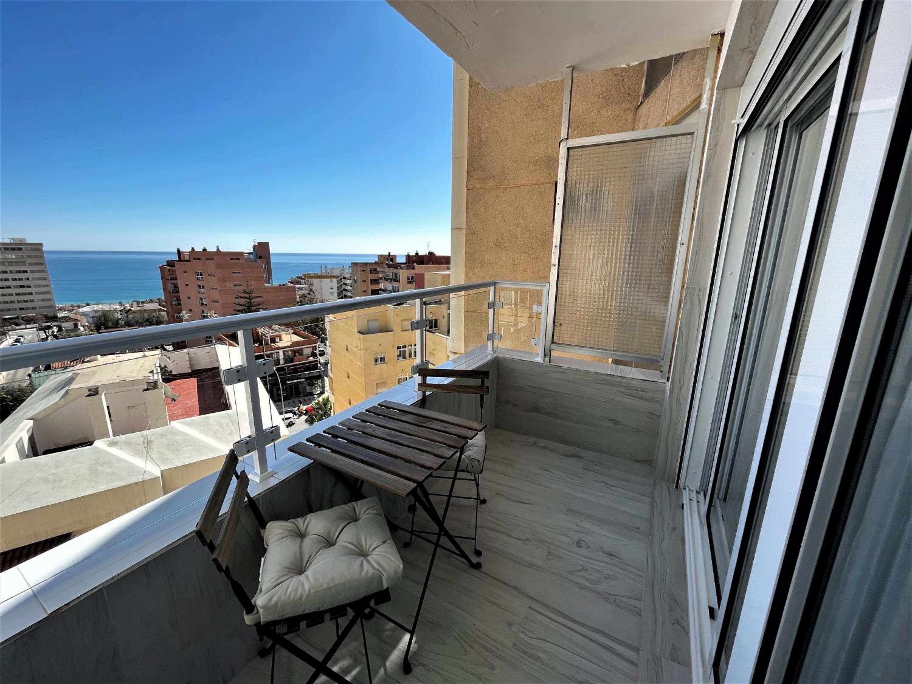 VER853 - Estudio con terraza vistas al mar, Piscina, Playa, Centro photo 3