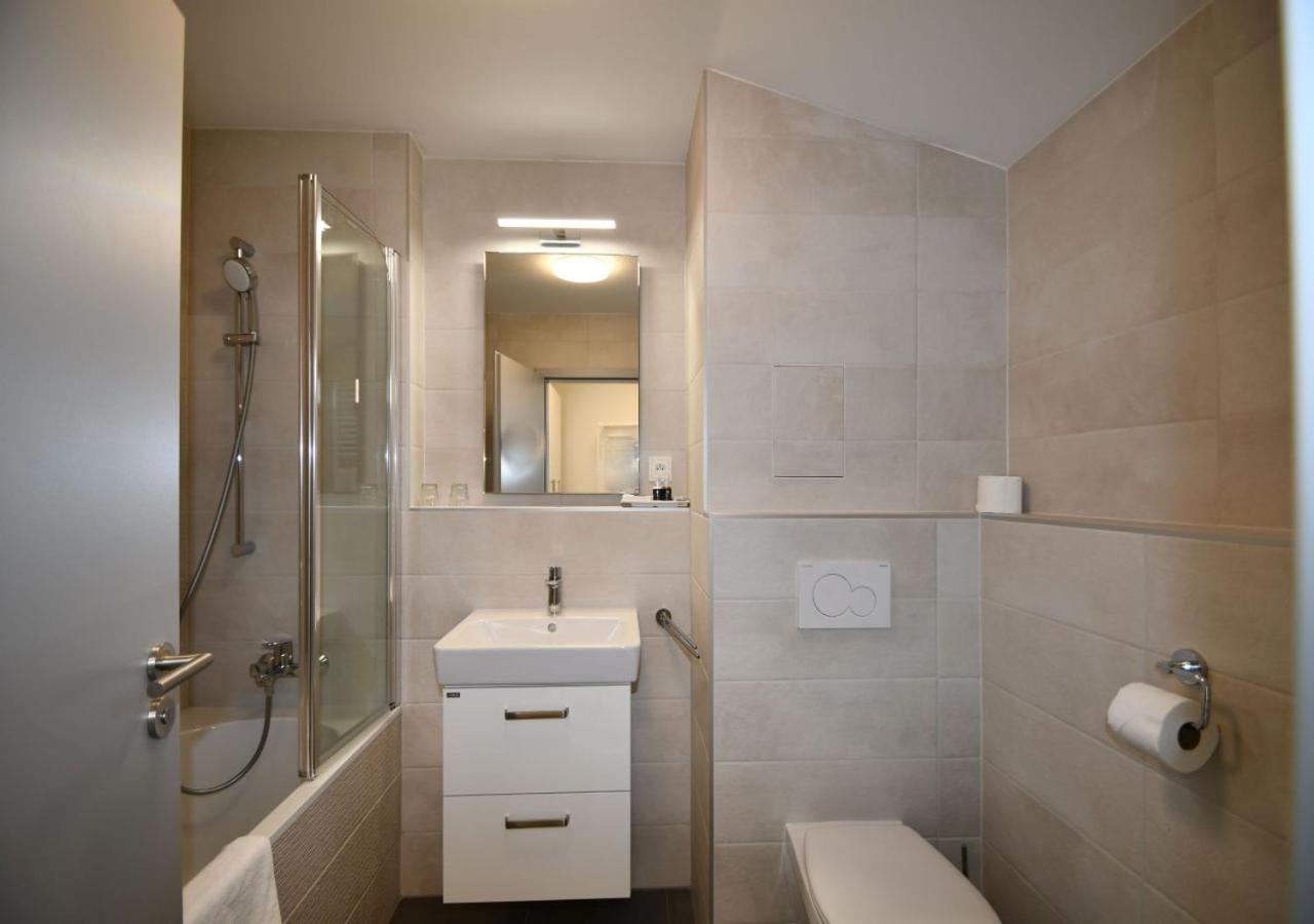 EFI Residence Holzova 28