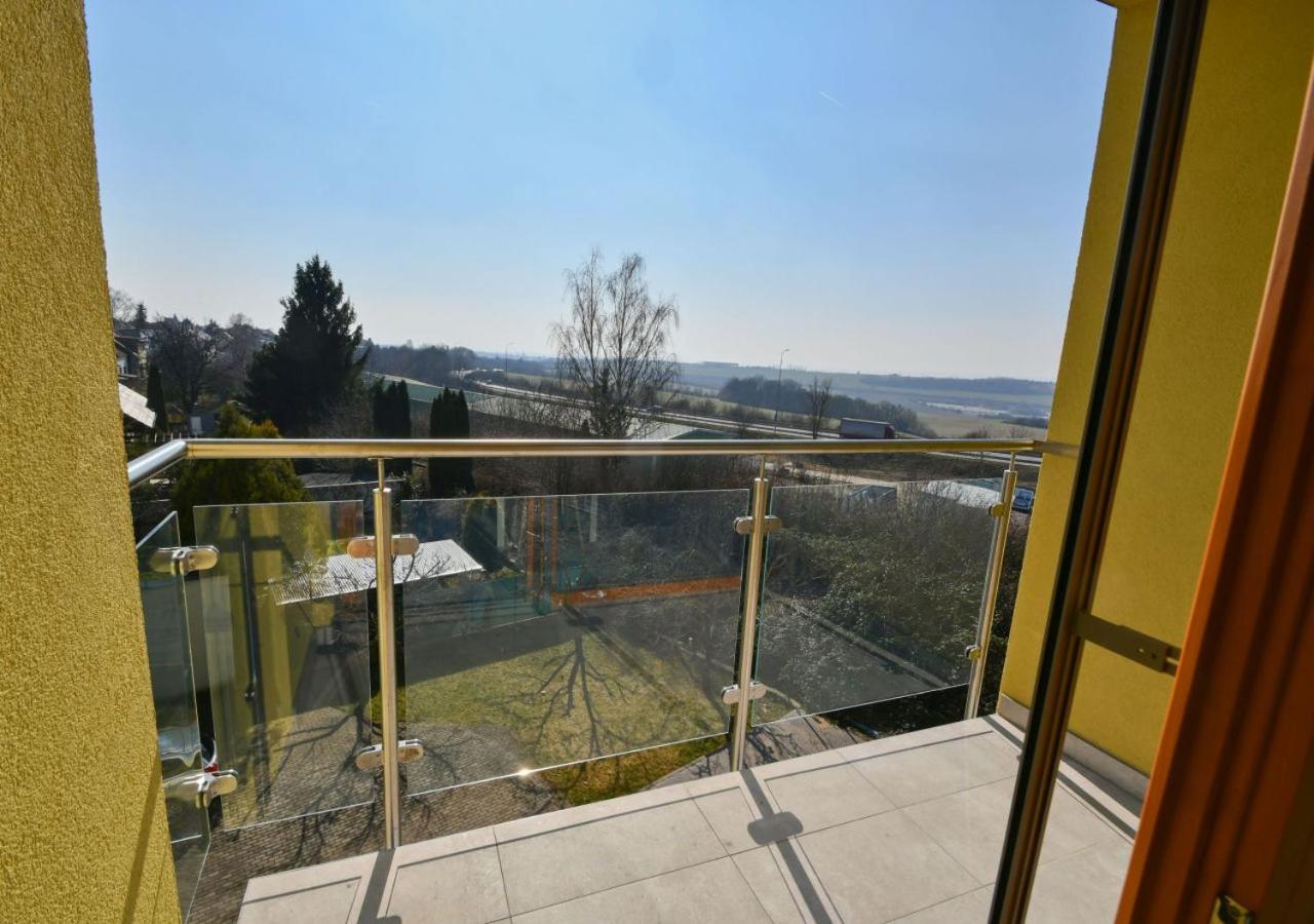 EFI Residence Holzova 28