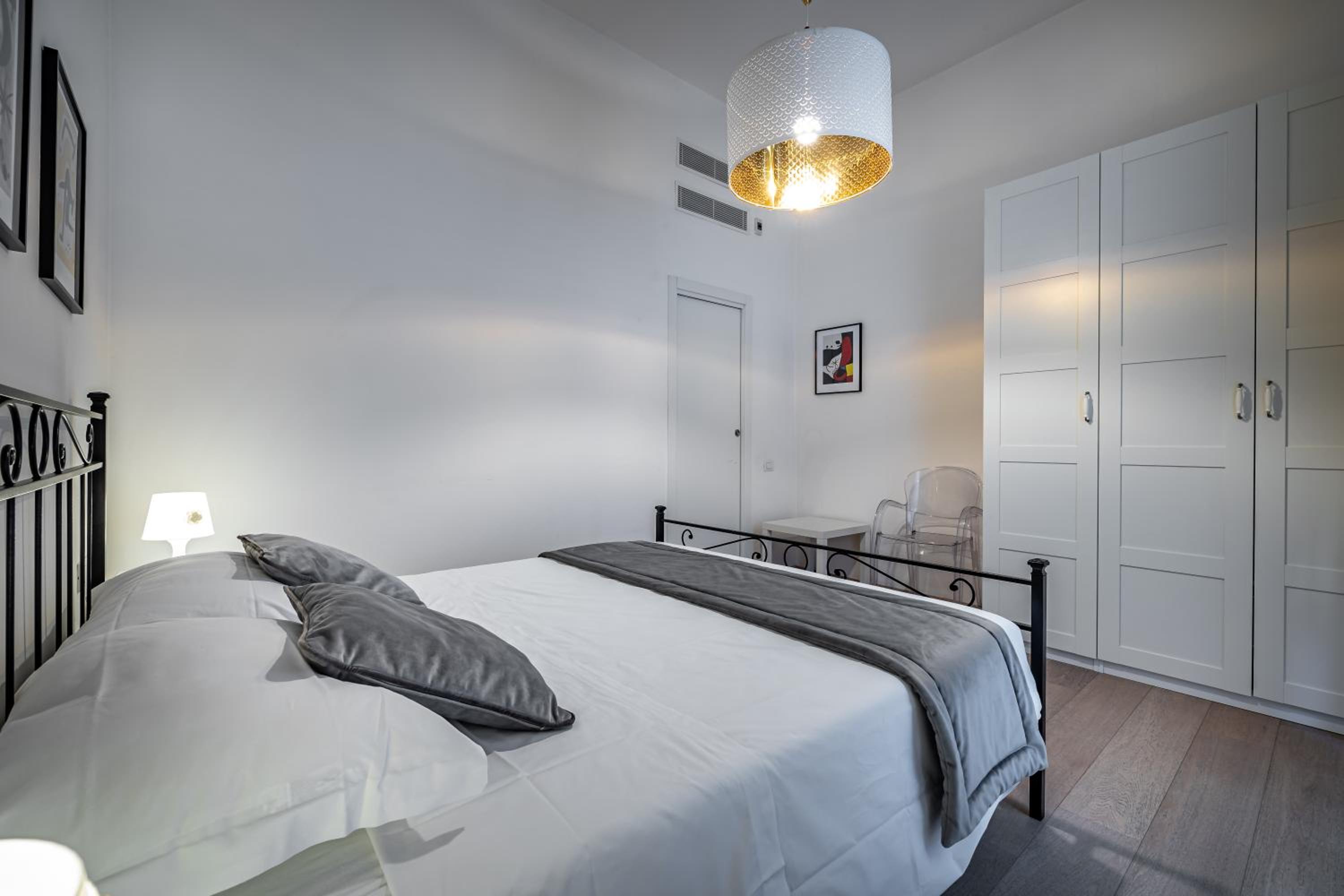 Luxury apt in the heart of city out of ZTL
