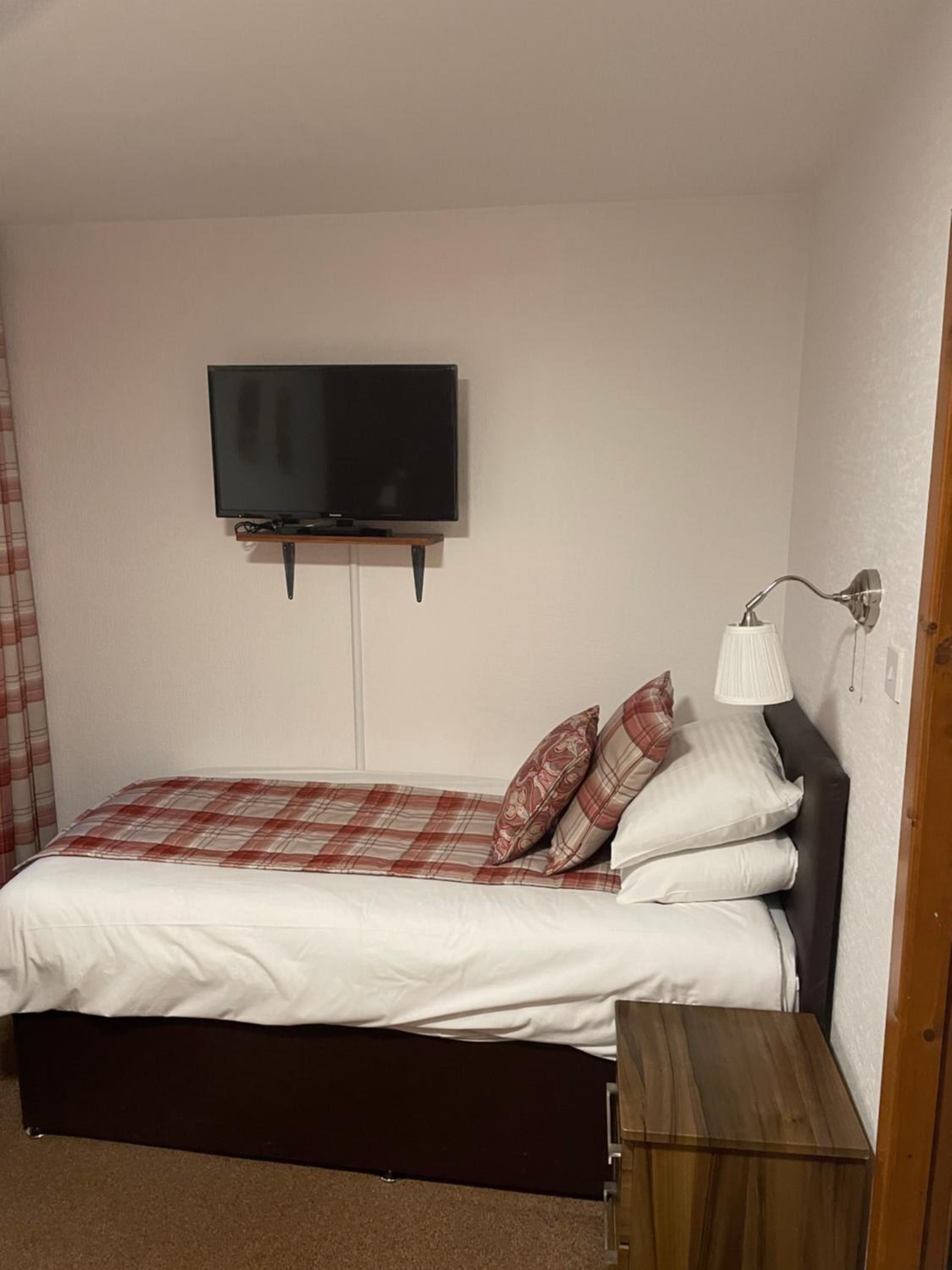 Royston Guest House Inverness view 2
