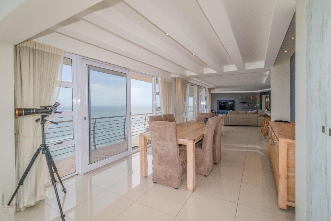 Penthouse ON the Beach - Live Like Royalty
