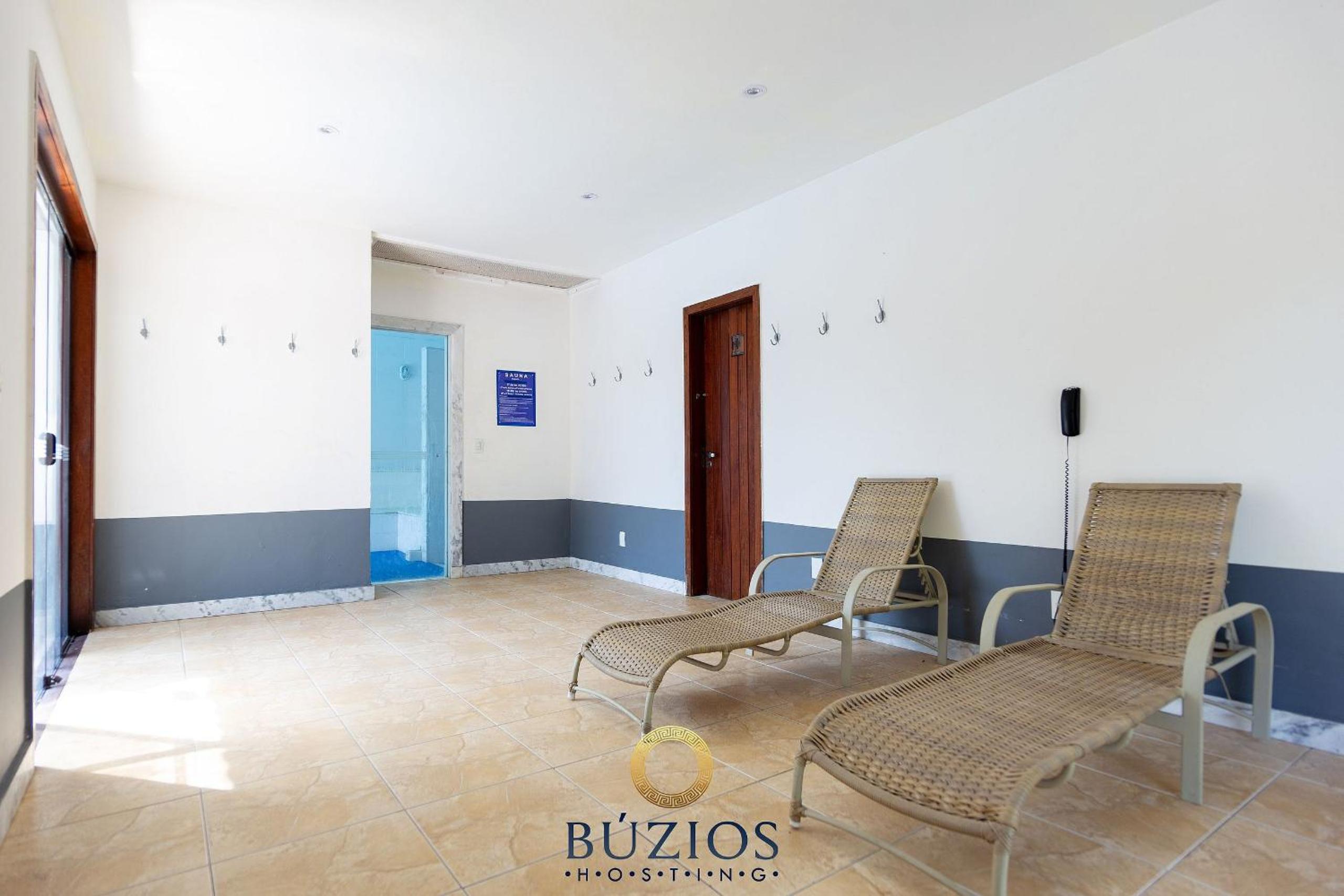 200 metros da praia! Casa alto padrão 5 suítes
