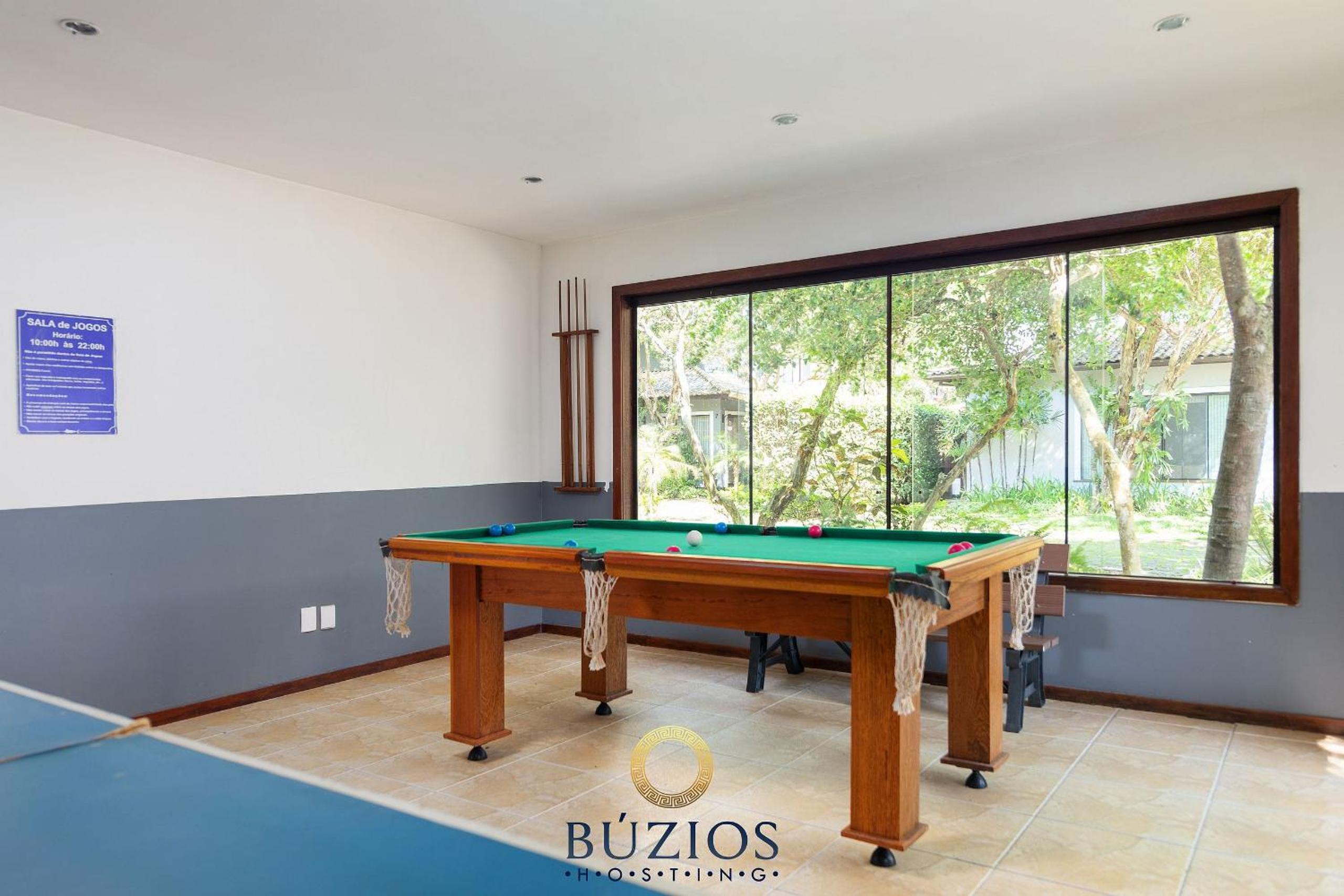 200 metros da praia! Casa alto padrão 5 suítes