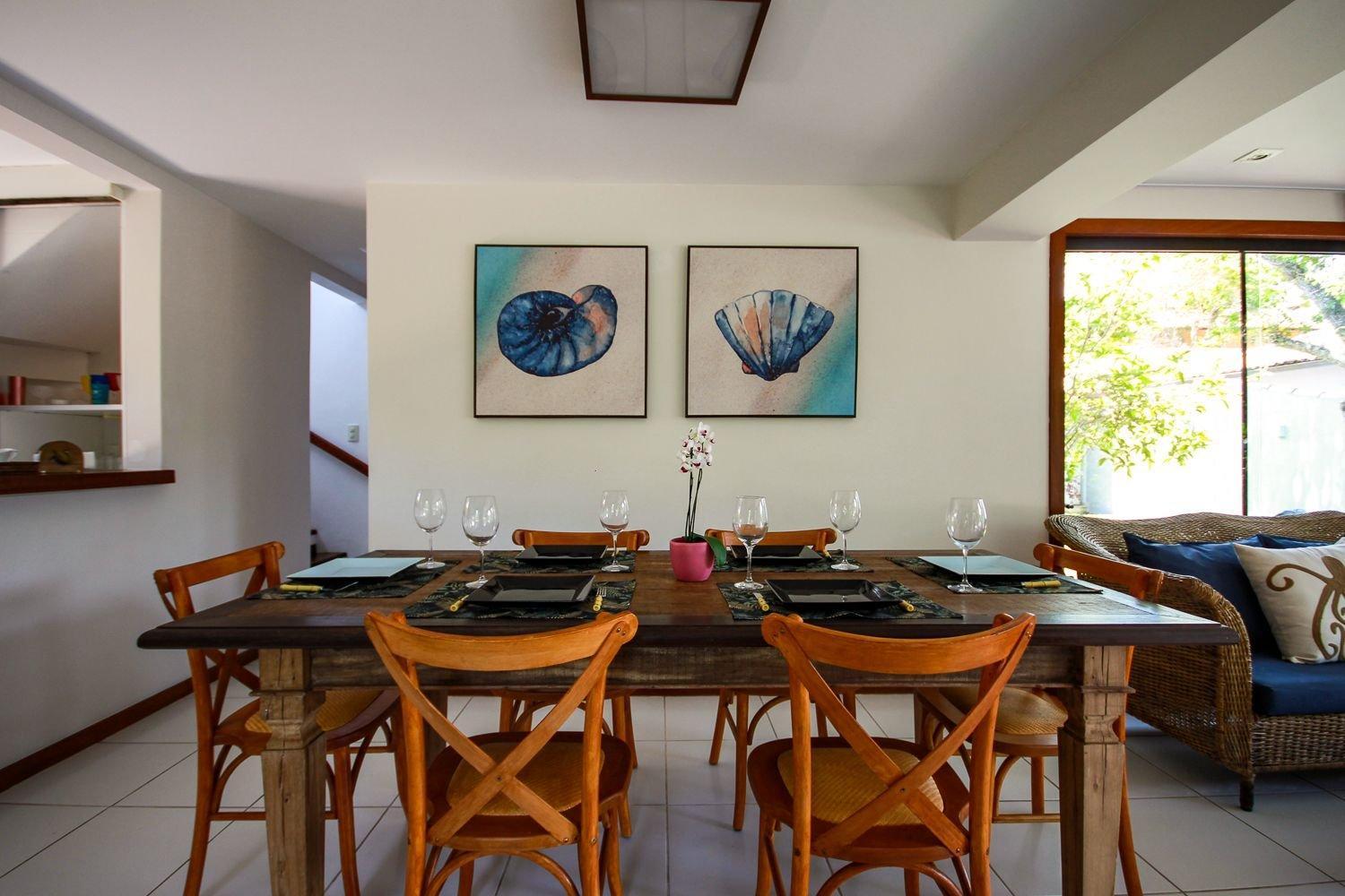 200 metros da praia! Casa alto padrão 5 suítes