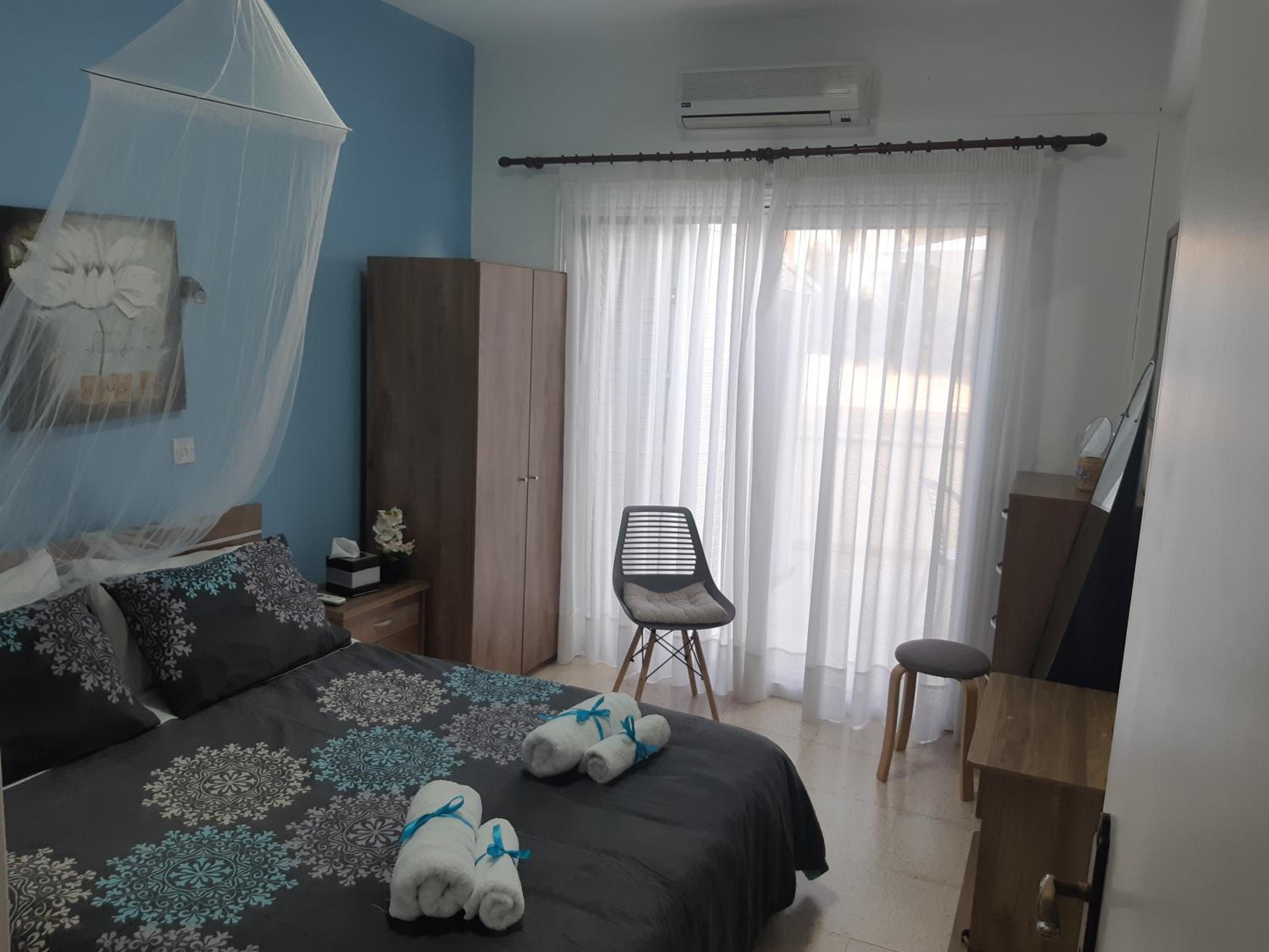 House Near The Beach (Militsa & Aggeliki)