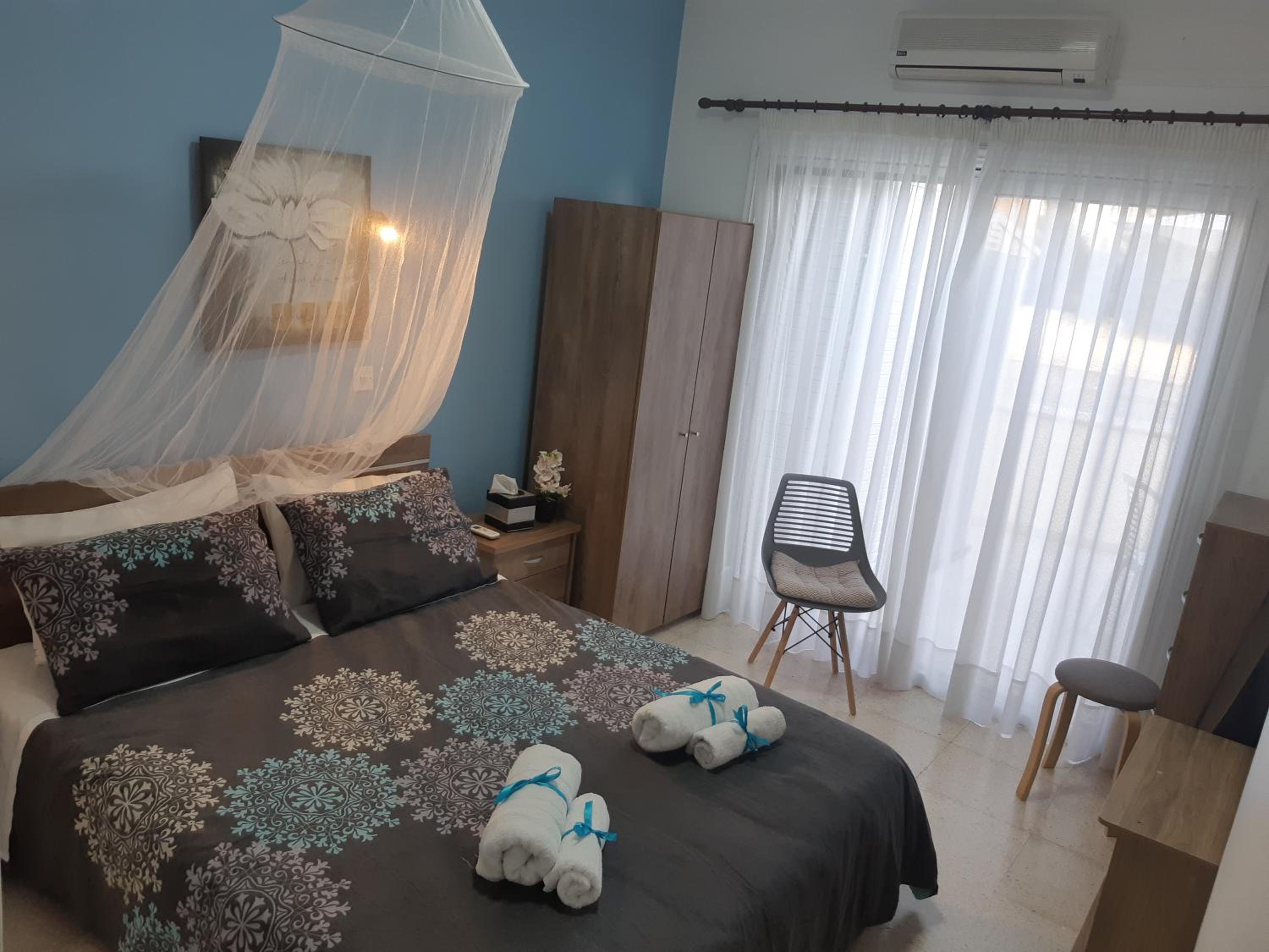 House Near The Beach (Militsa & Aggeliki)