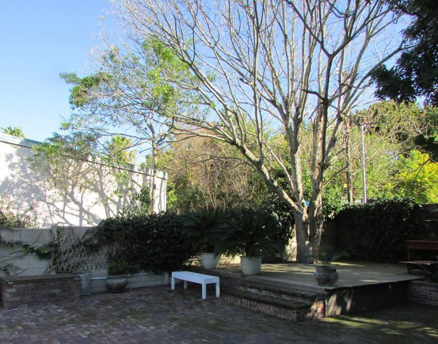 Lovely 1-bedroom rental with a pool view 4