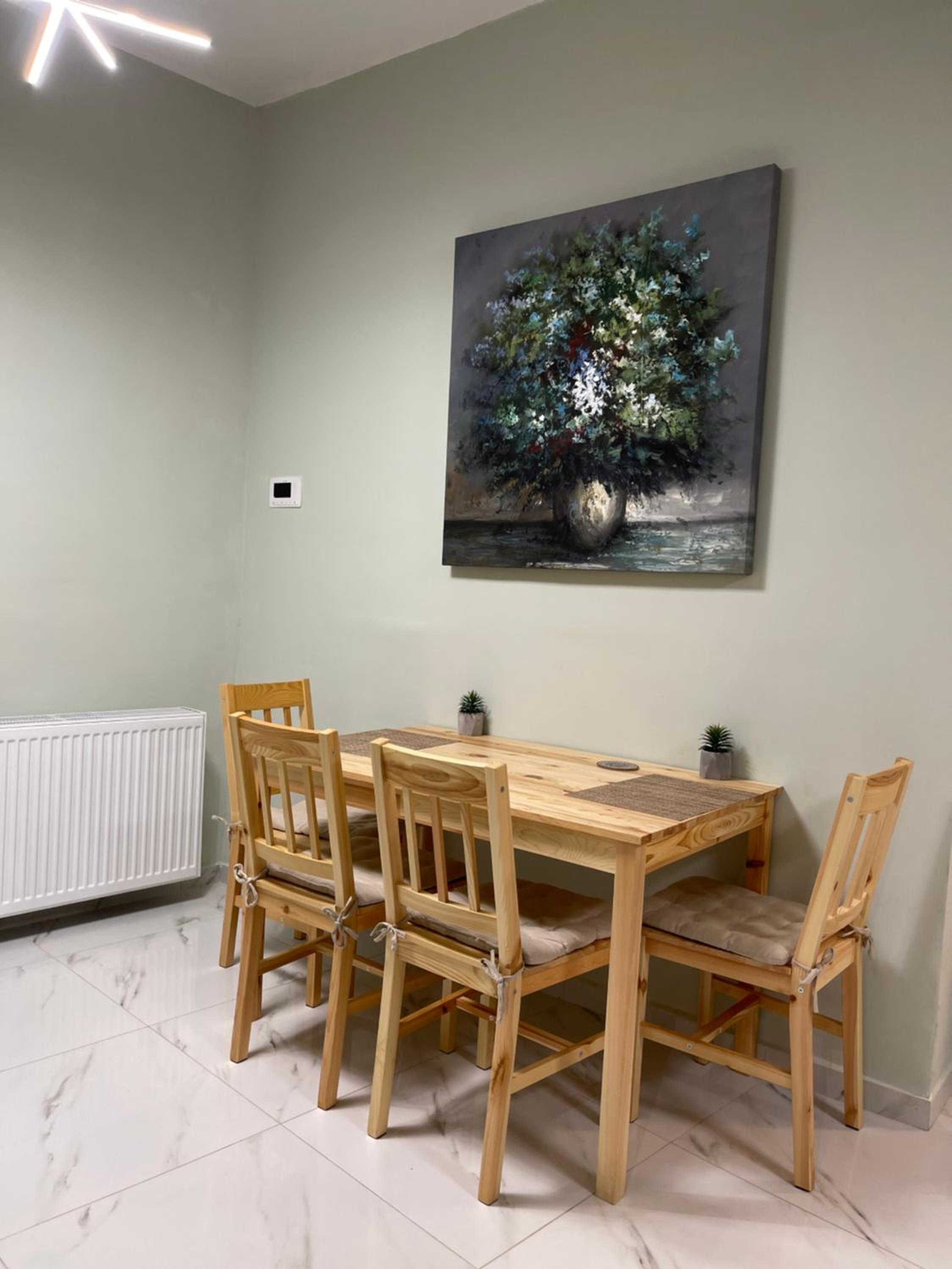 Acropolis Modern Apartments free parking,free pet hosting,Netflix