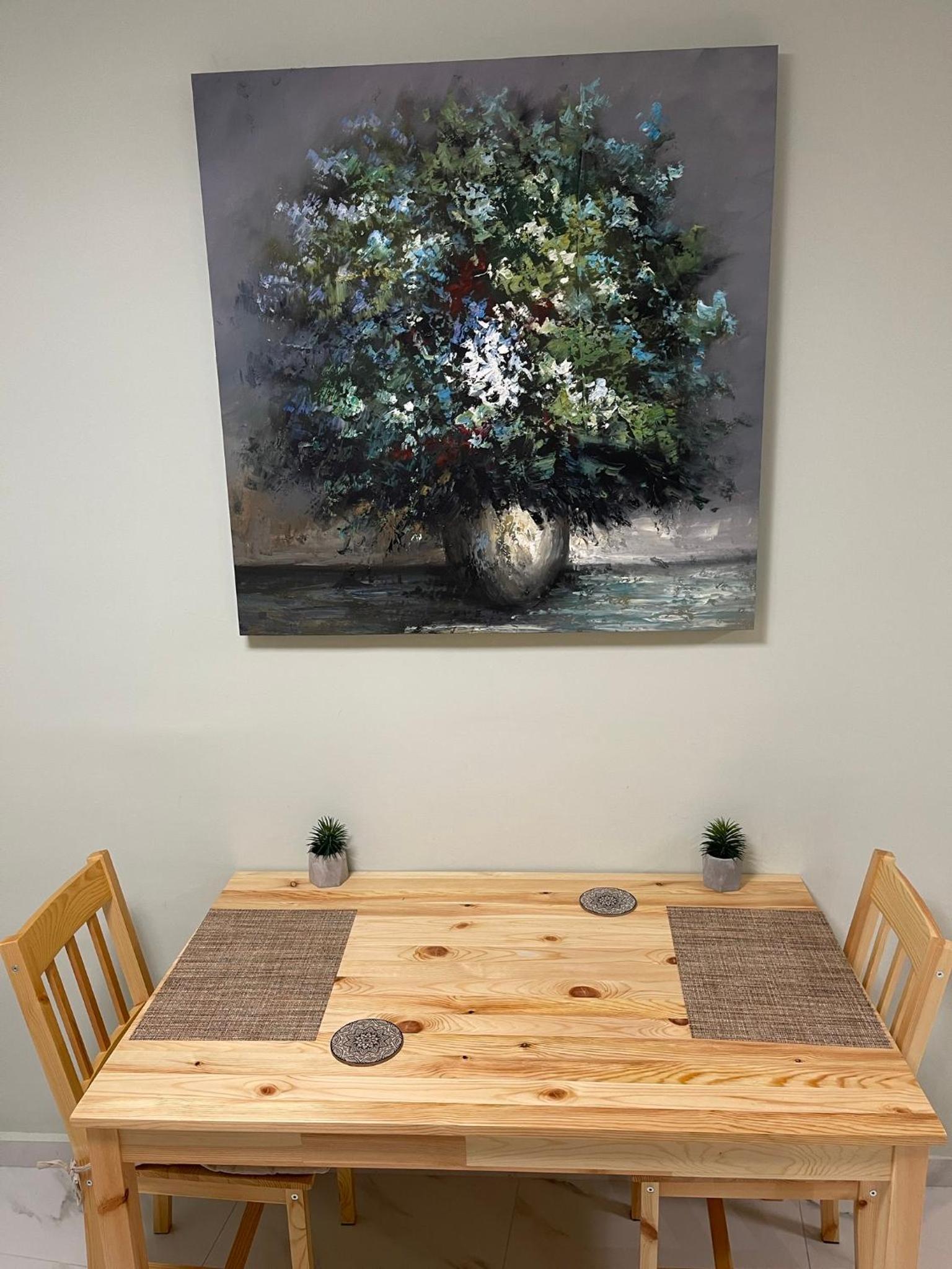 Acropolis Modern Apartments free parking,free pet hosting,Netflix