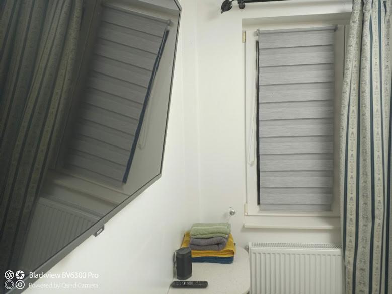 1SmallStudio, central, self check in, kitchineta, parcare view 3