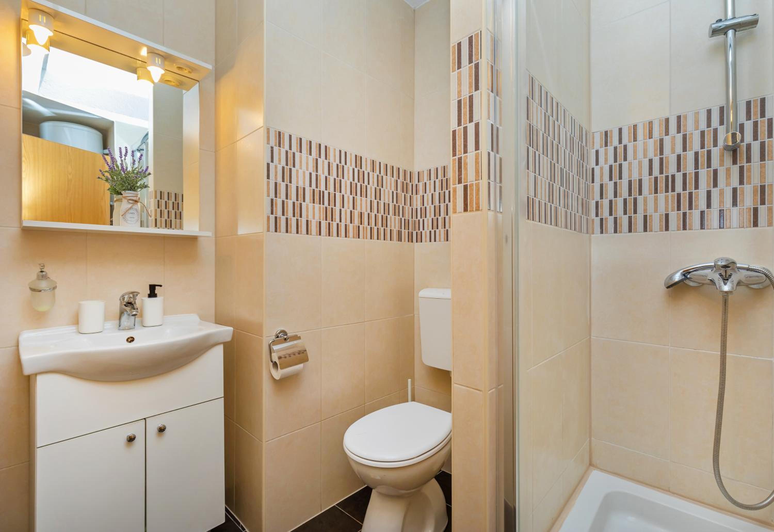 BIS Studio Apartment 3 photo 5