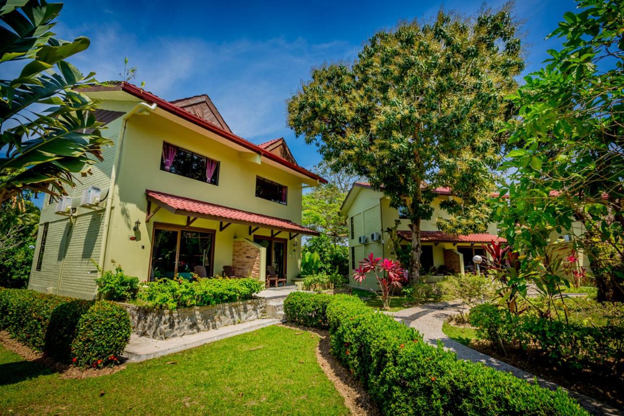 Beringgis Beach Resort & Spa