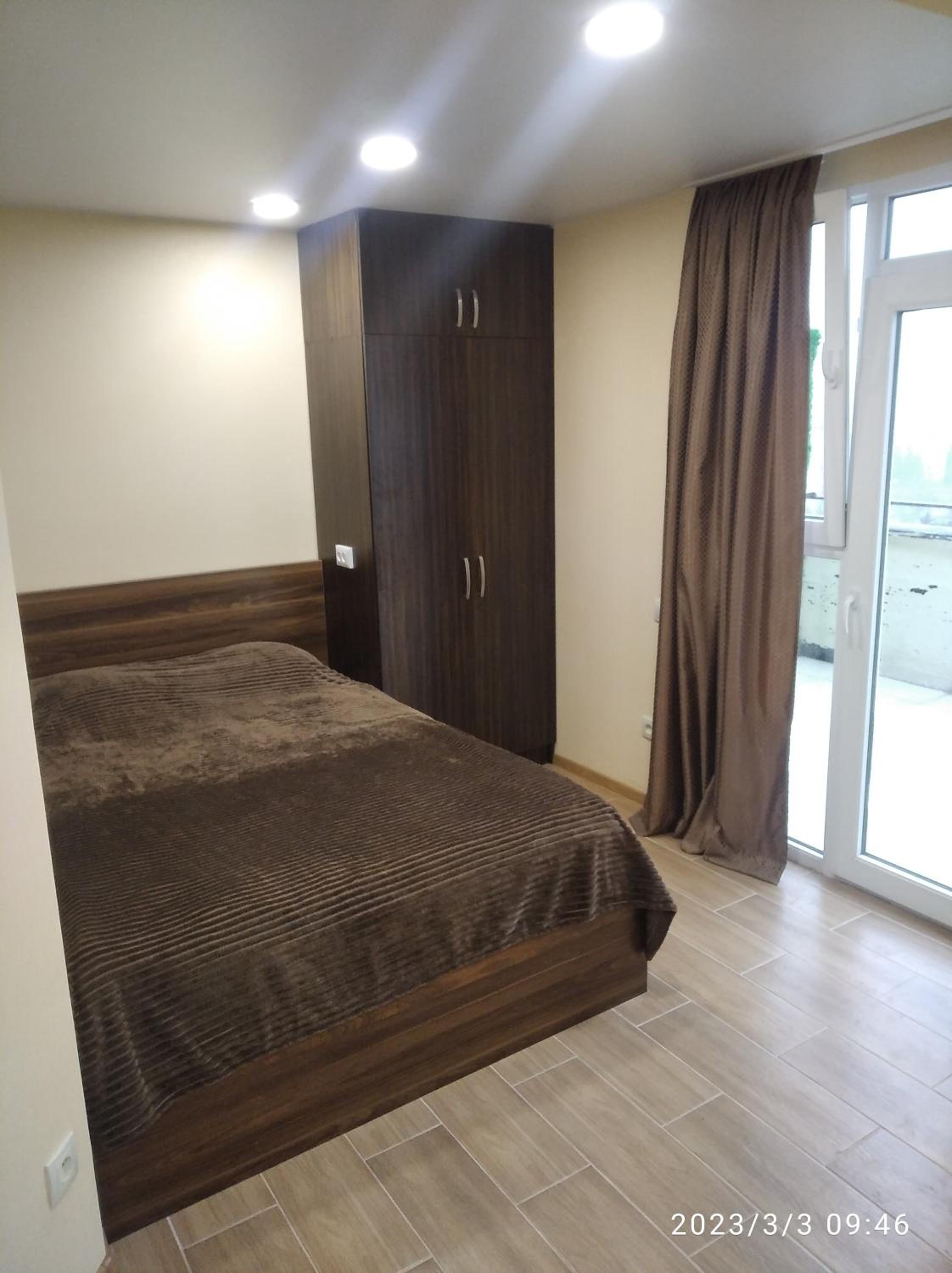 Komfortni apartament riadom s metro view 4