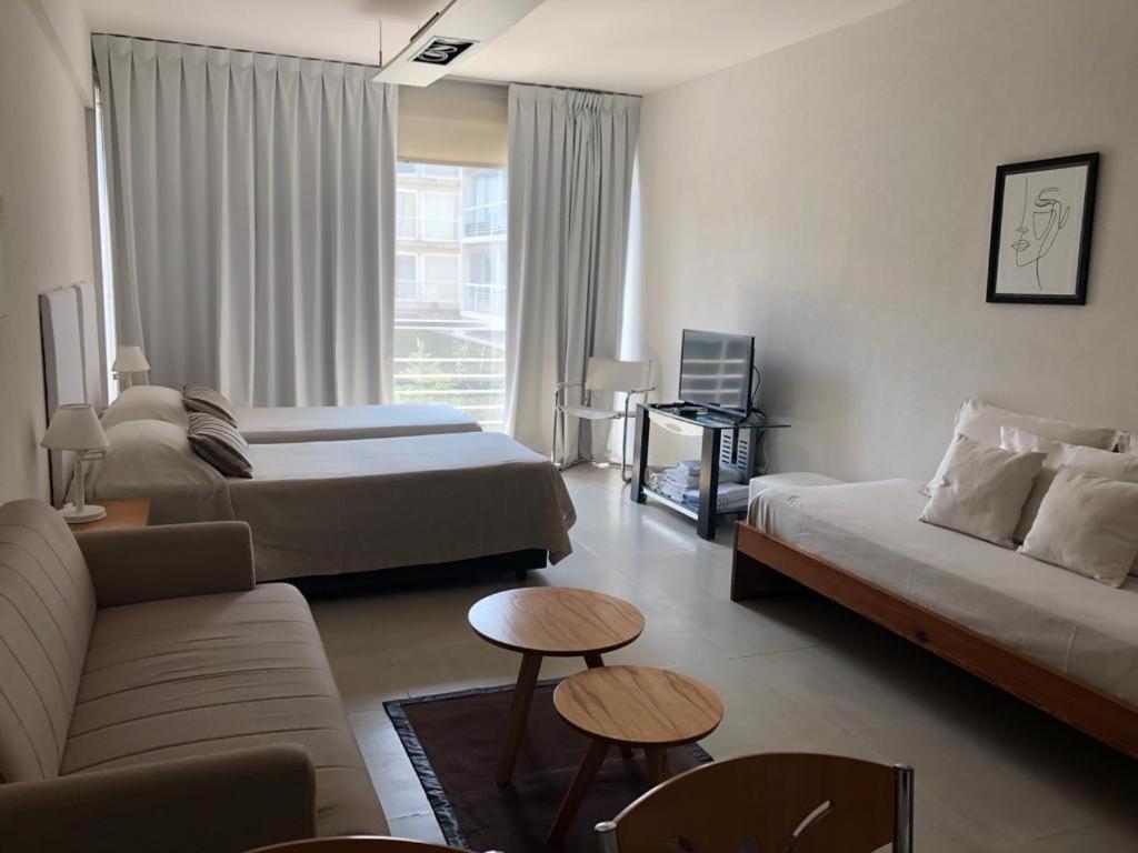 Concord Pilar Suite Almendros
