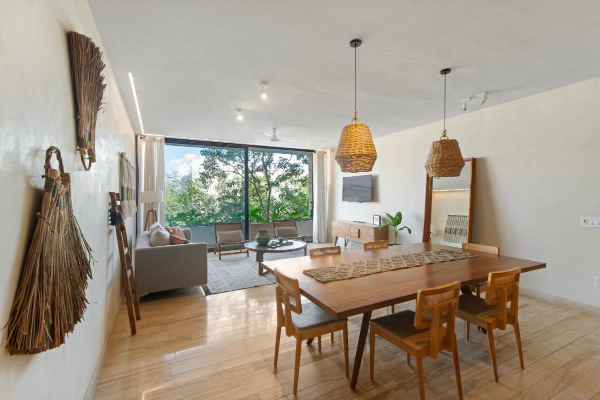 305 Luxury Penthouse with Private Pool view 4