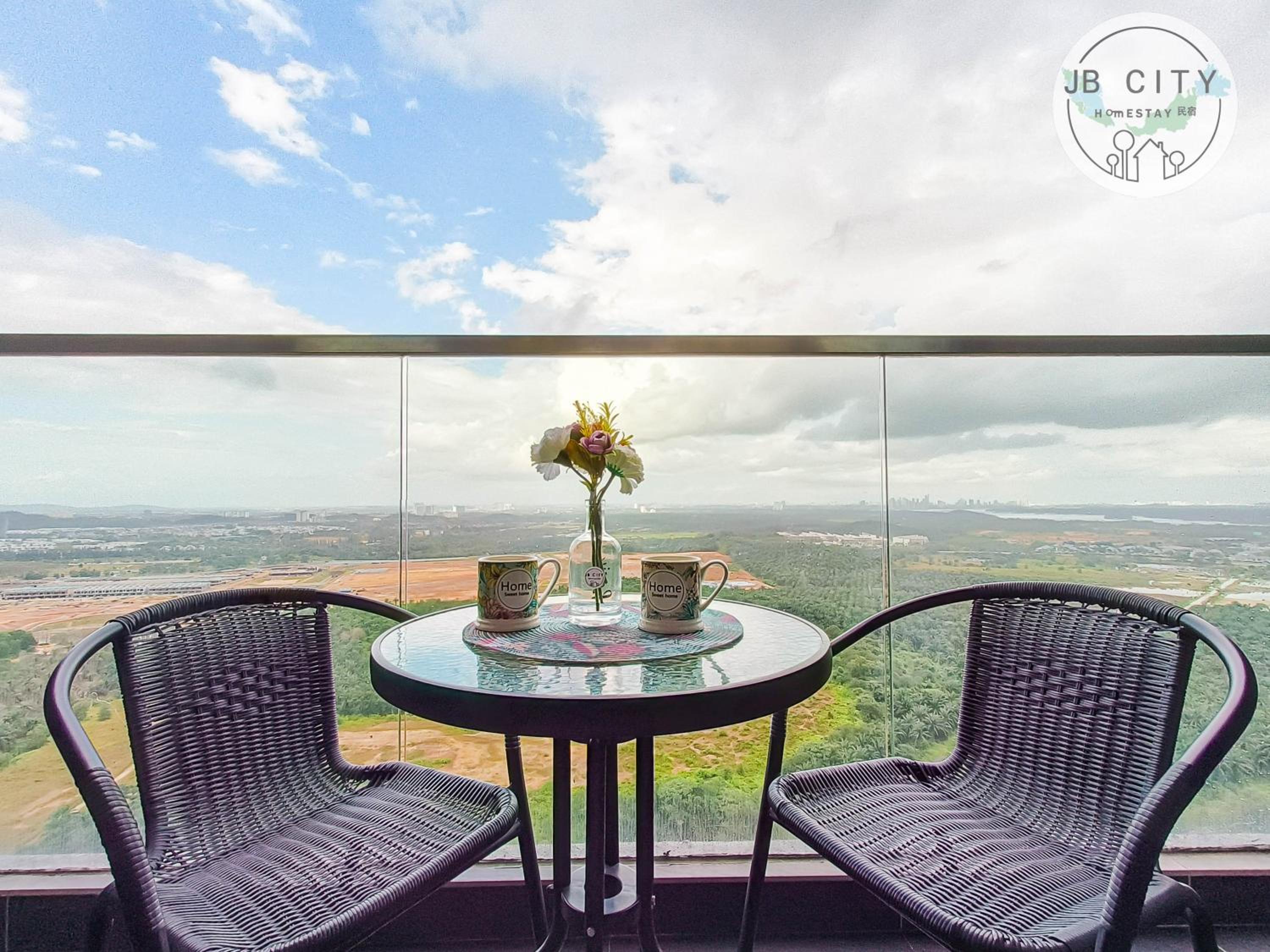 D'Pristine Suites by RR JBcity