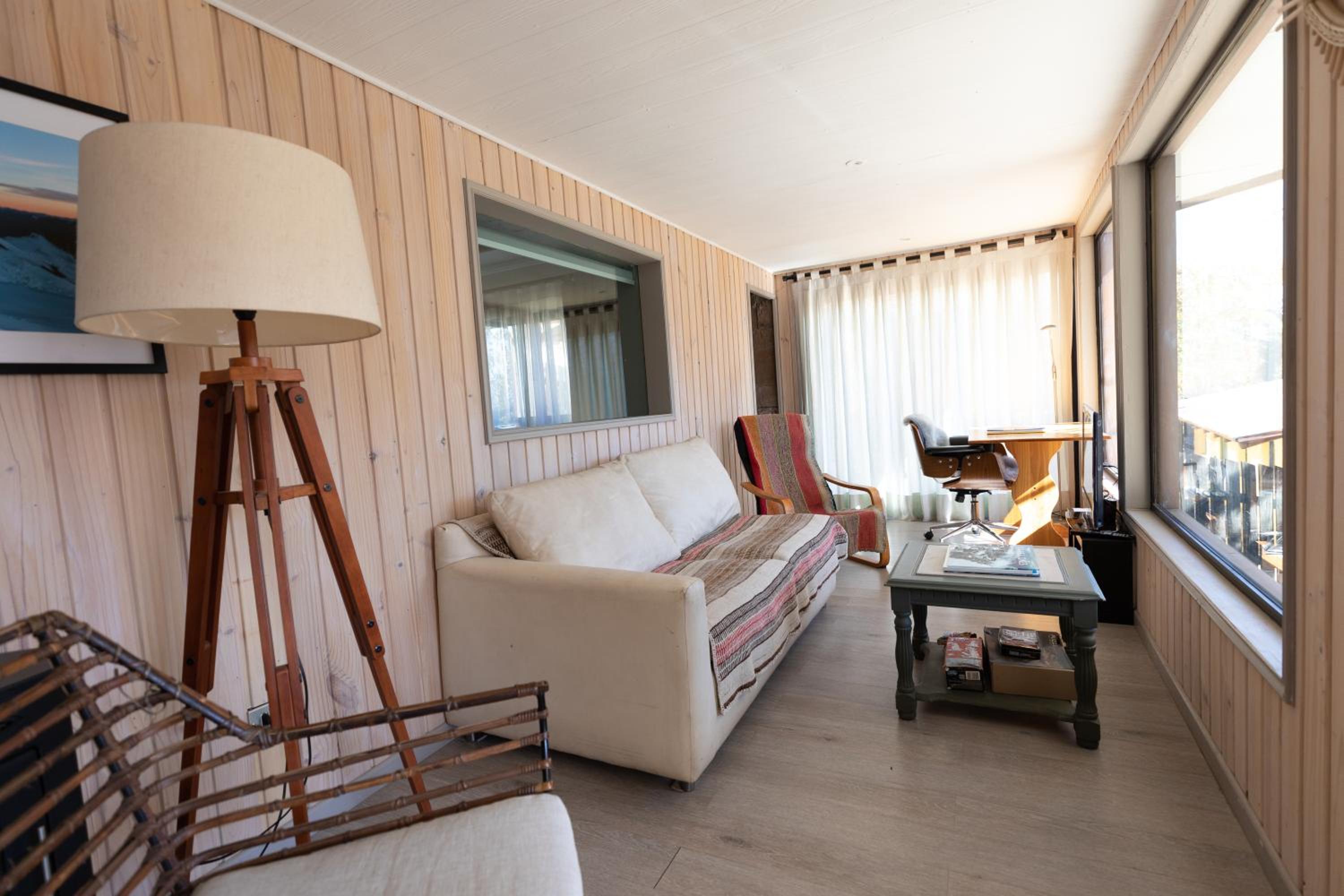 La Leona de 7K Lodge