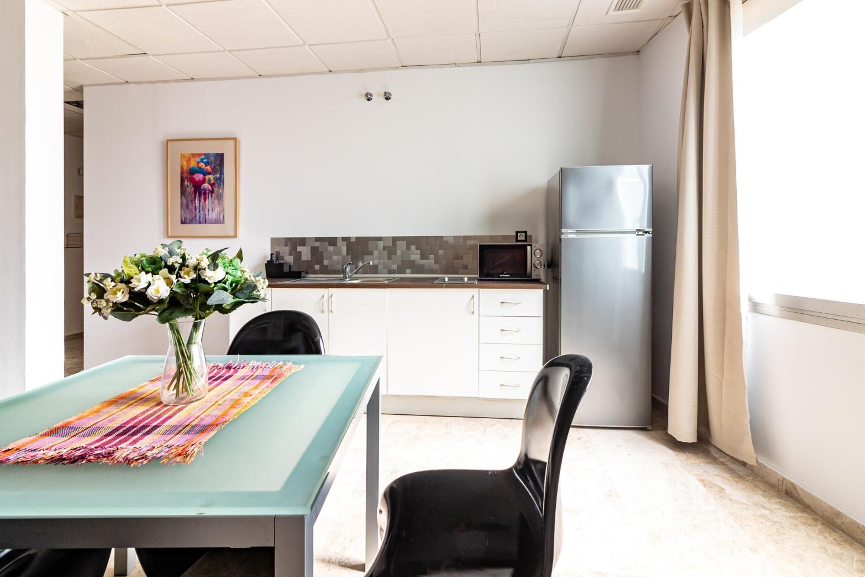 Sáenz Suites Gallery by Bossh! Apartments