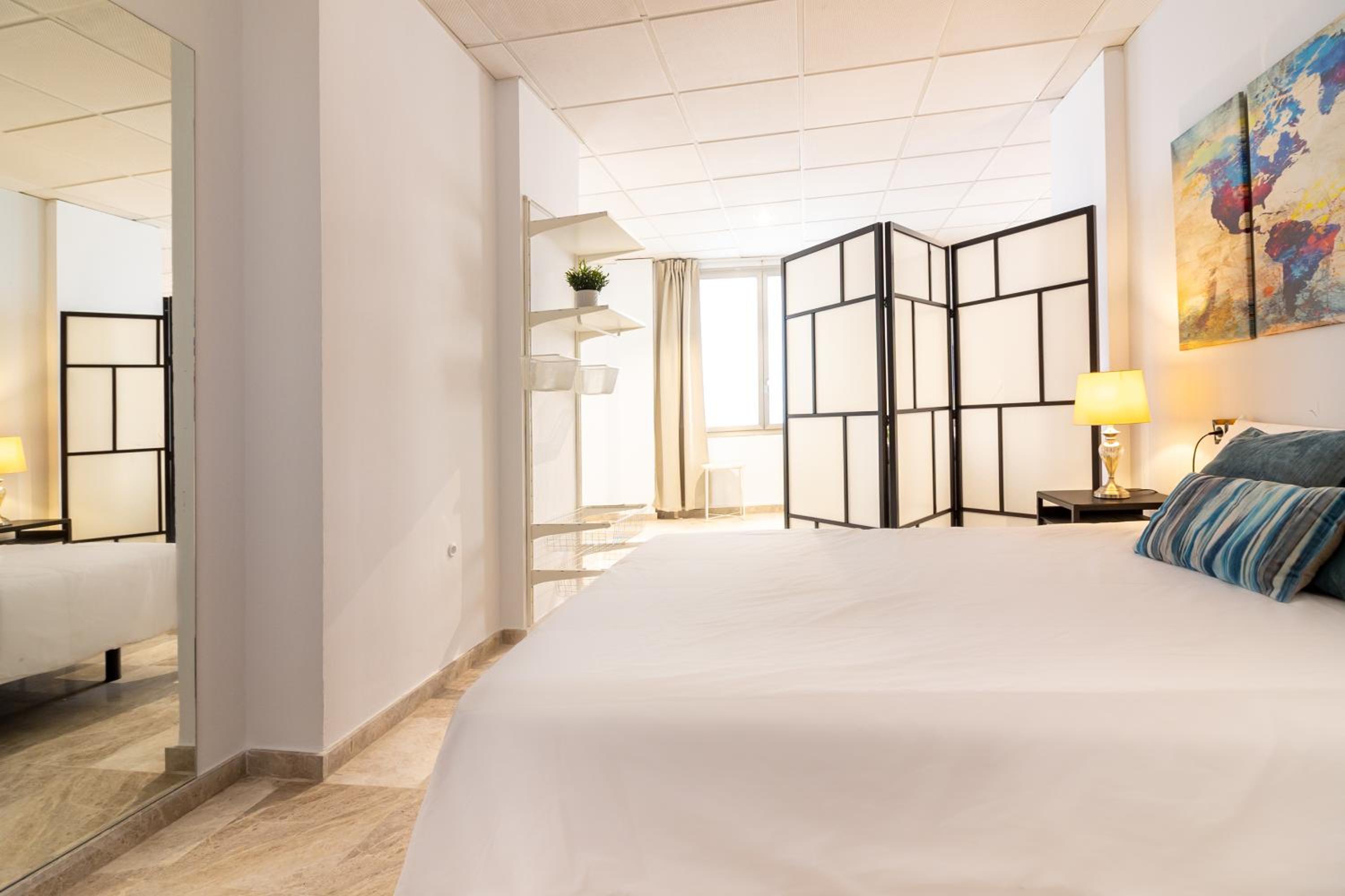 Sáenz Suites Gallery by Bossh! Apartments
