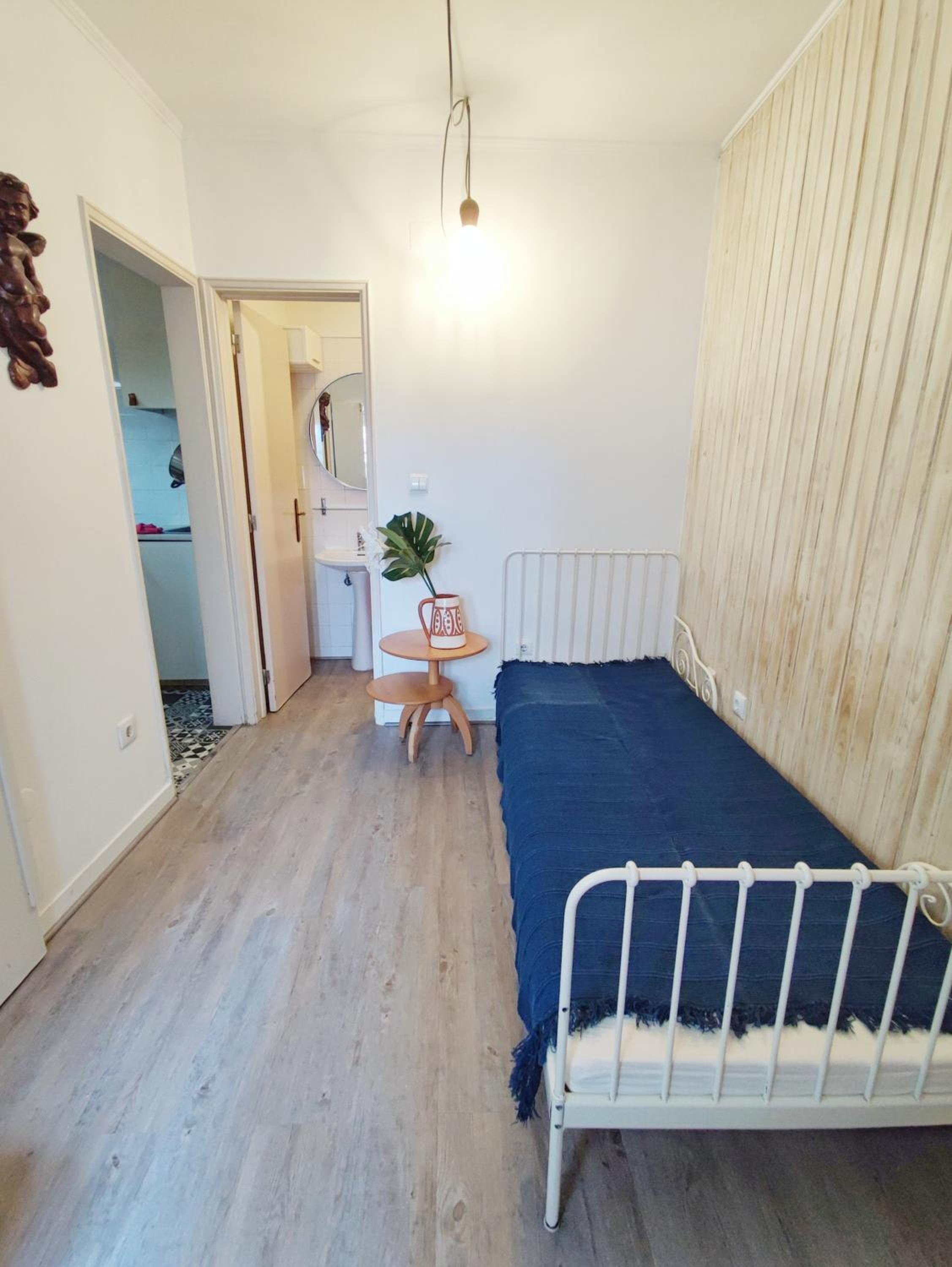 Small lovely studio