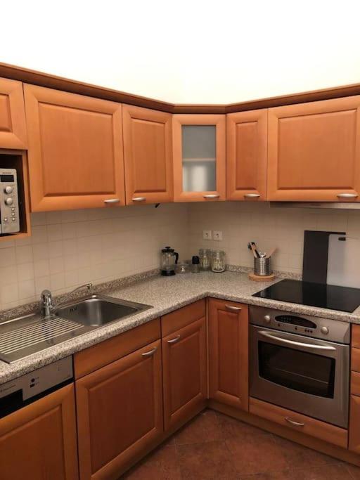 Exclusive Unique Apartment - Prague Central