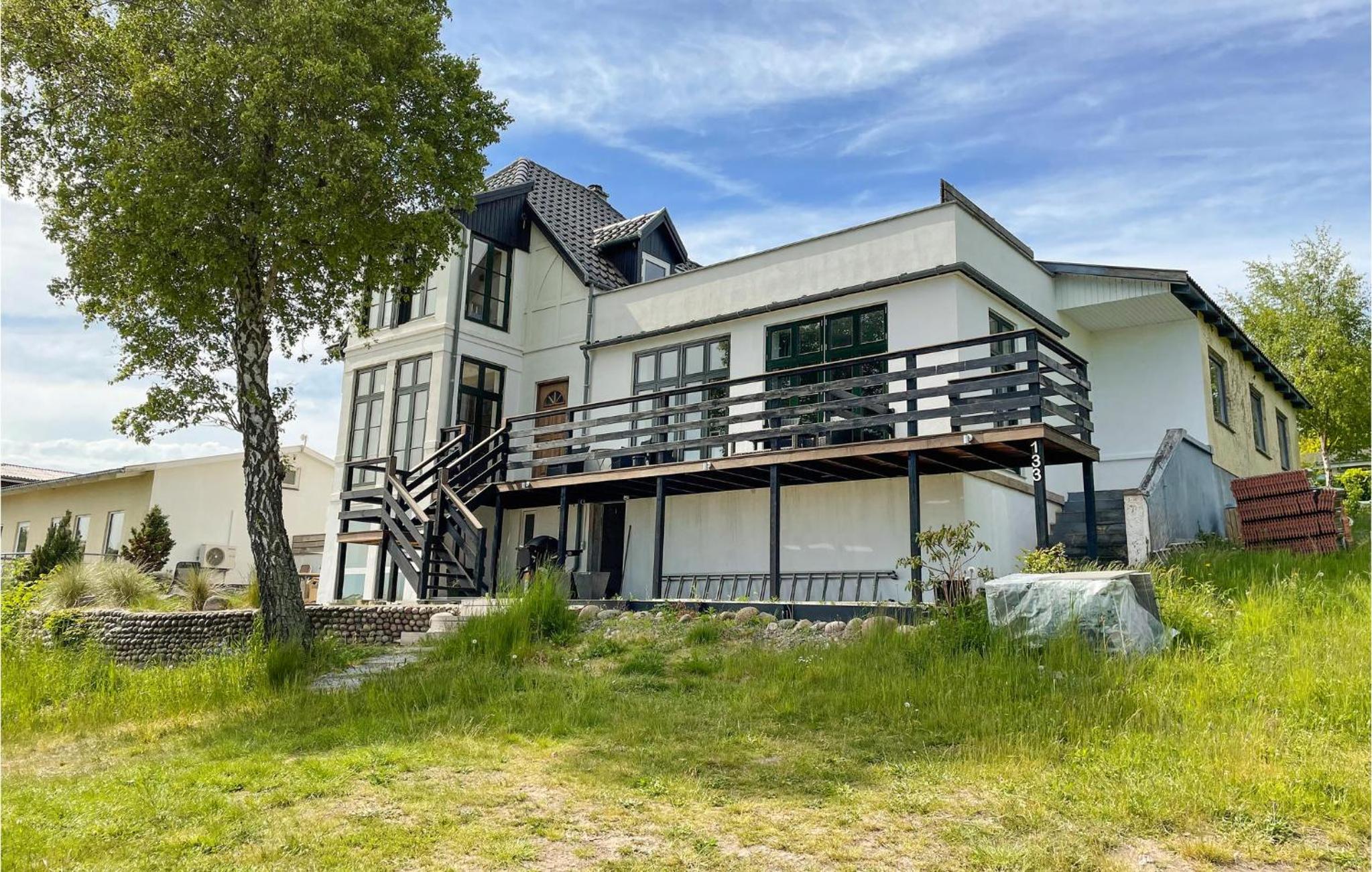 Stunning Home In Allinge With Wifi