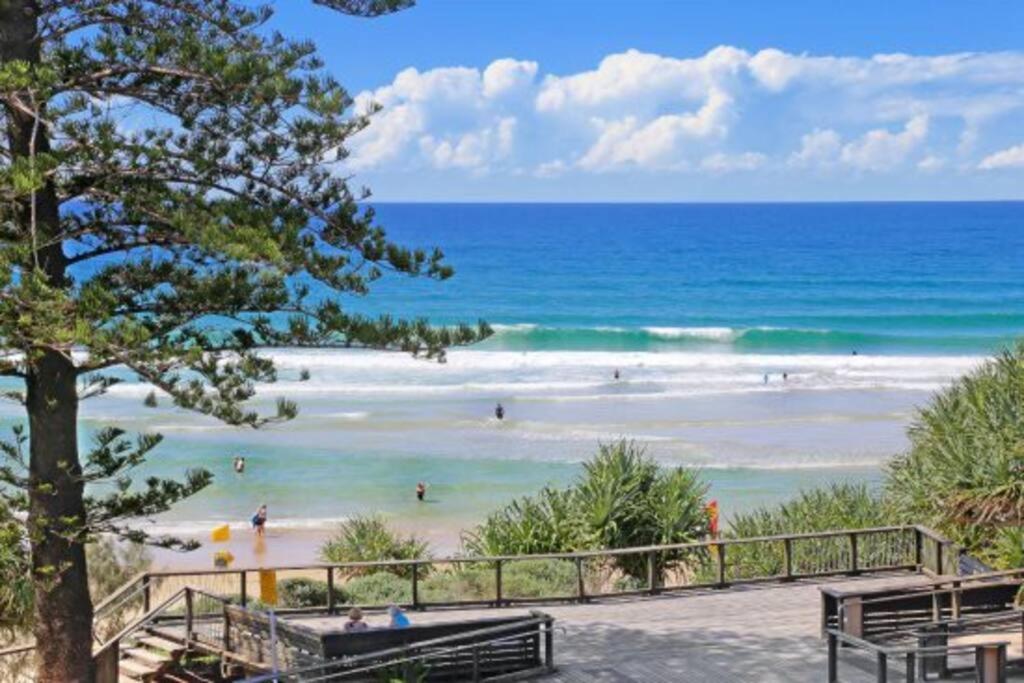 Beach House with spa among the trees Coolum Beach