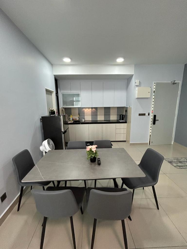 Austin Regency Mount Austin, Johor Bahru, Homestay in JB