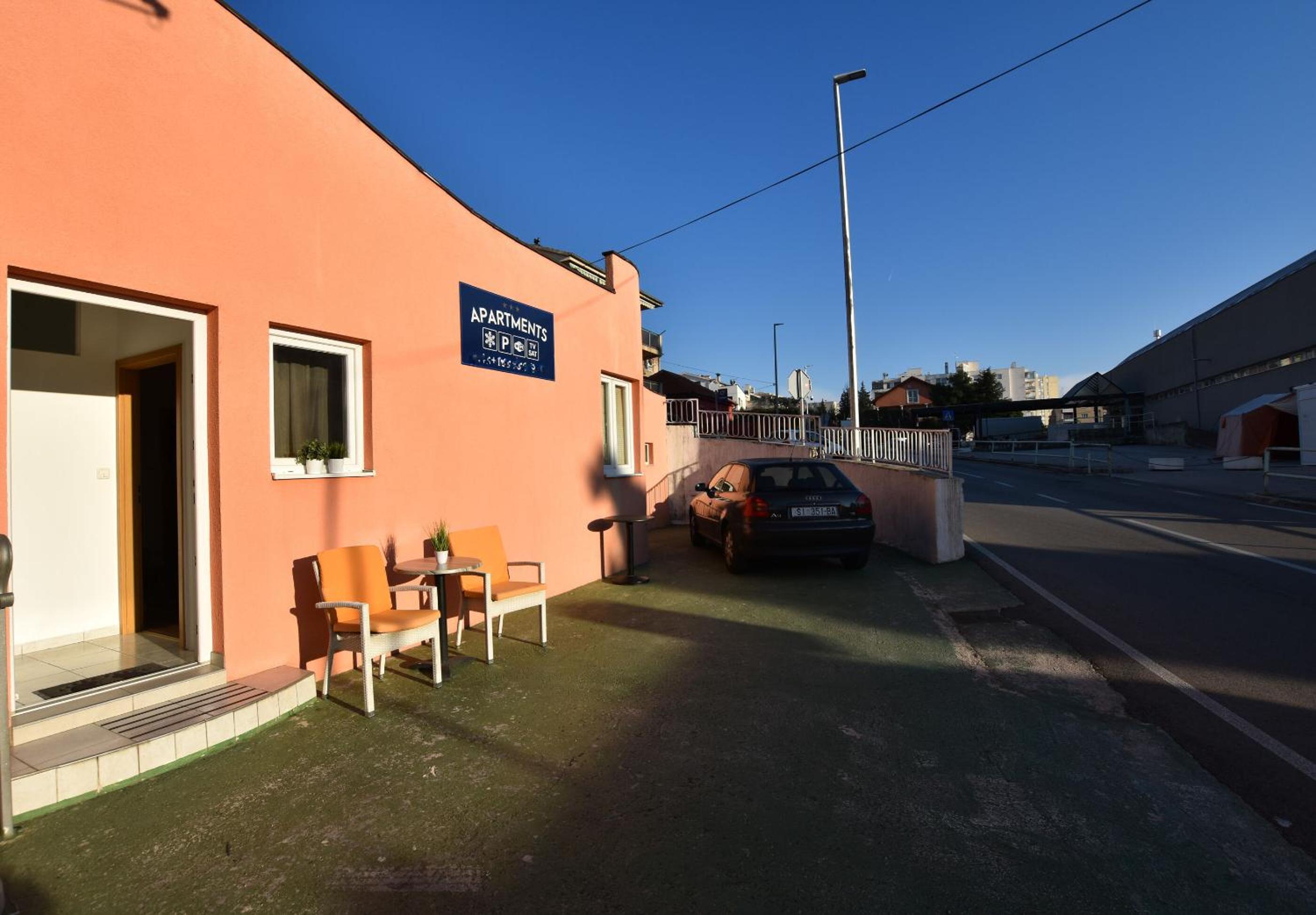 Photo 17