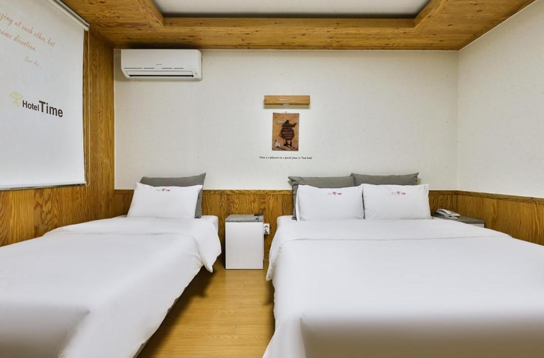Time Hotel