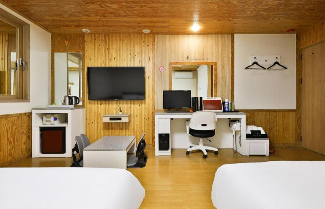 Time Hotel