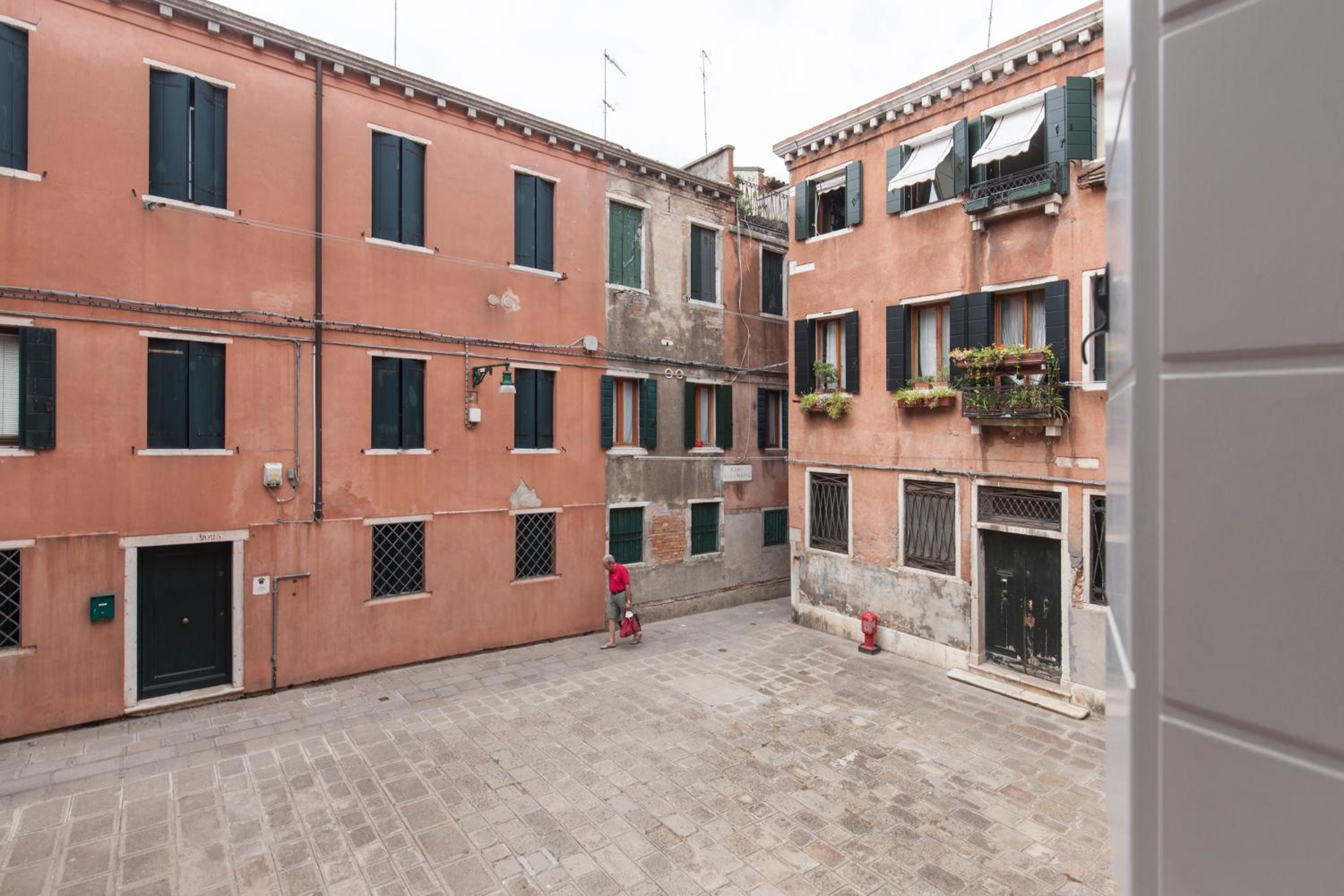 Casa Del Melograno