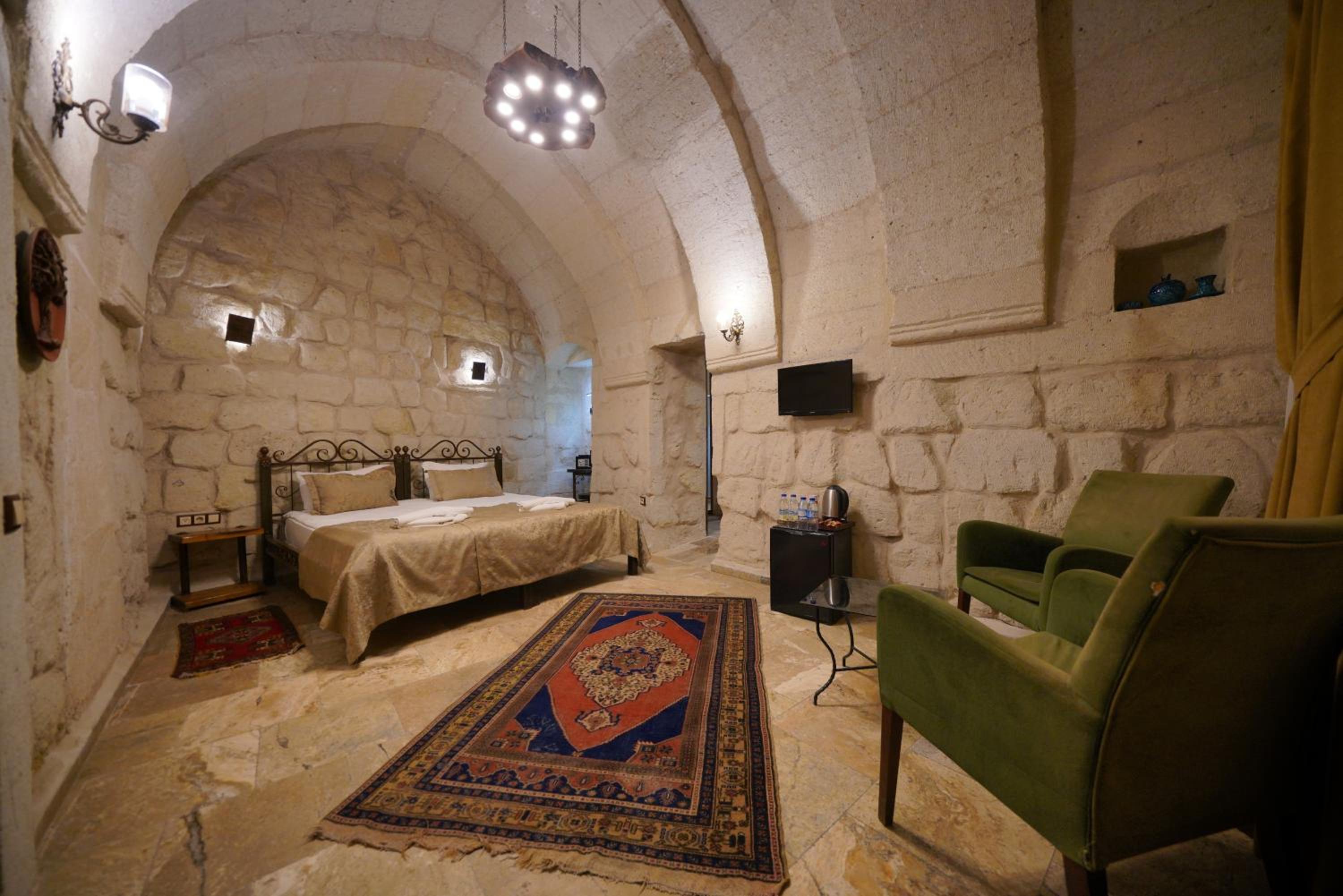 Emit Cave Hotel - Image 92
