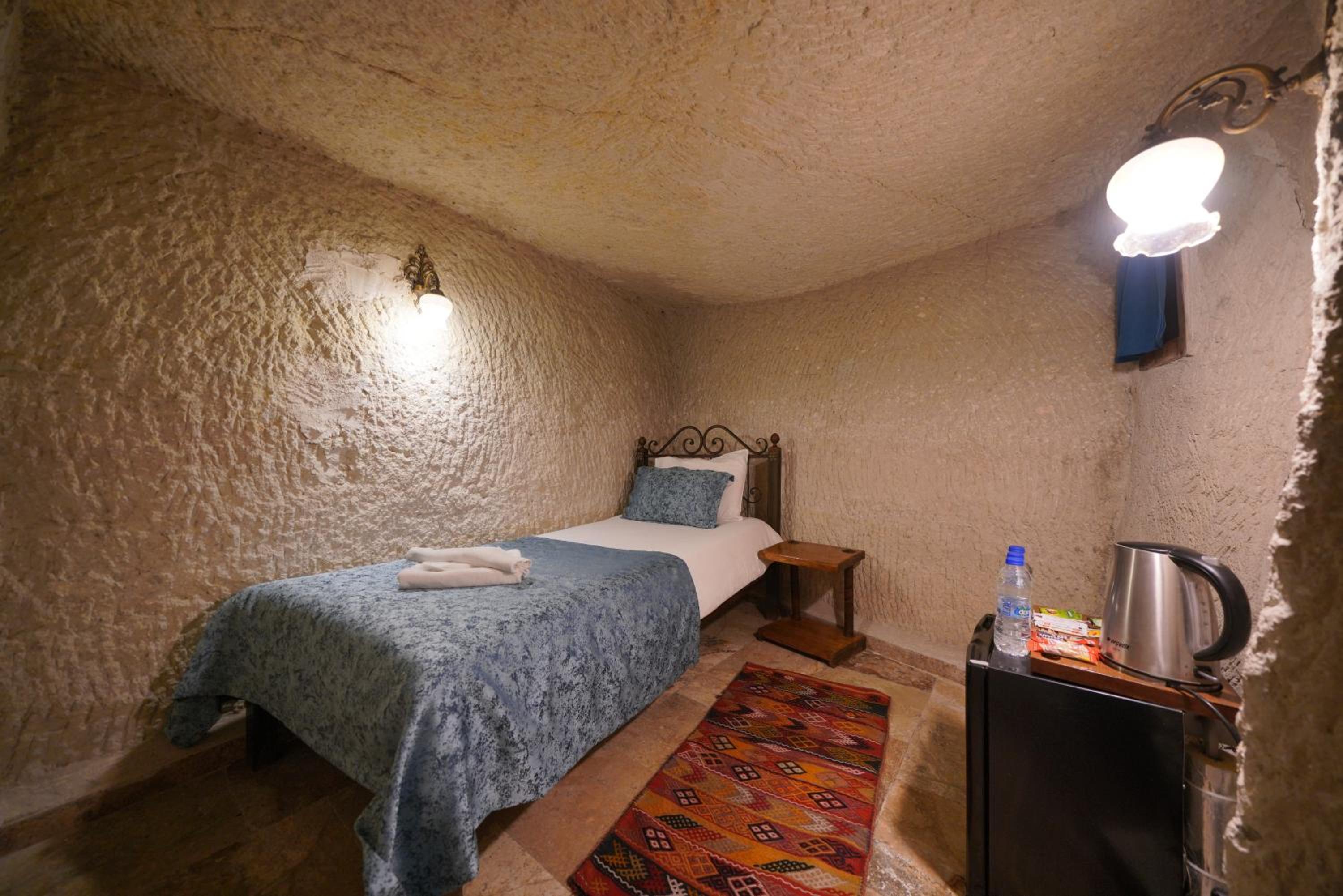 Emit Cave Hotel - Image 93