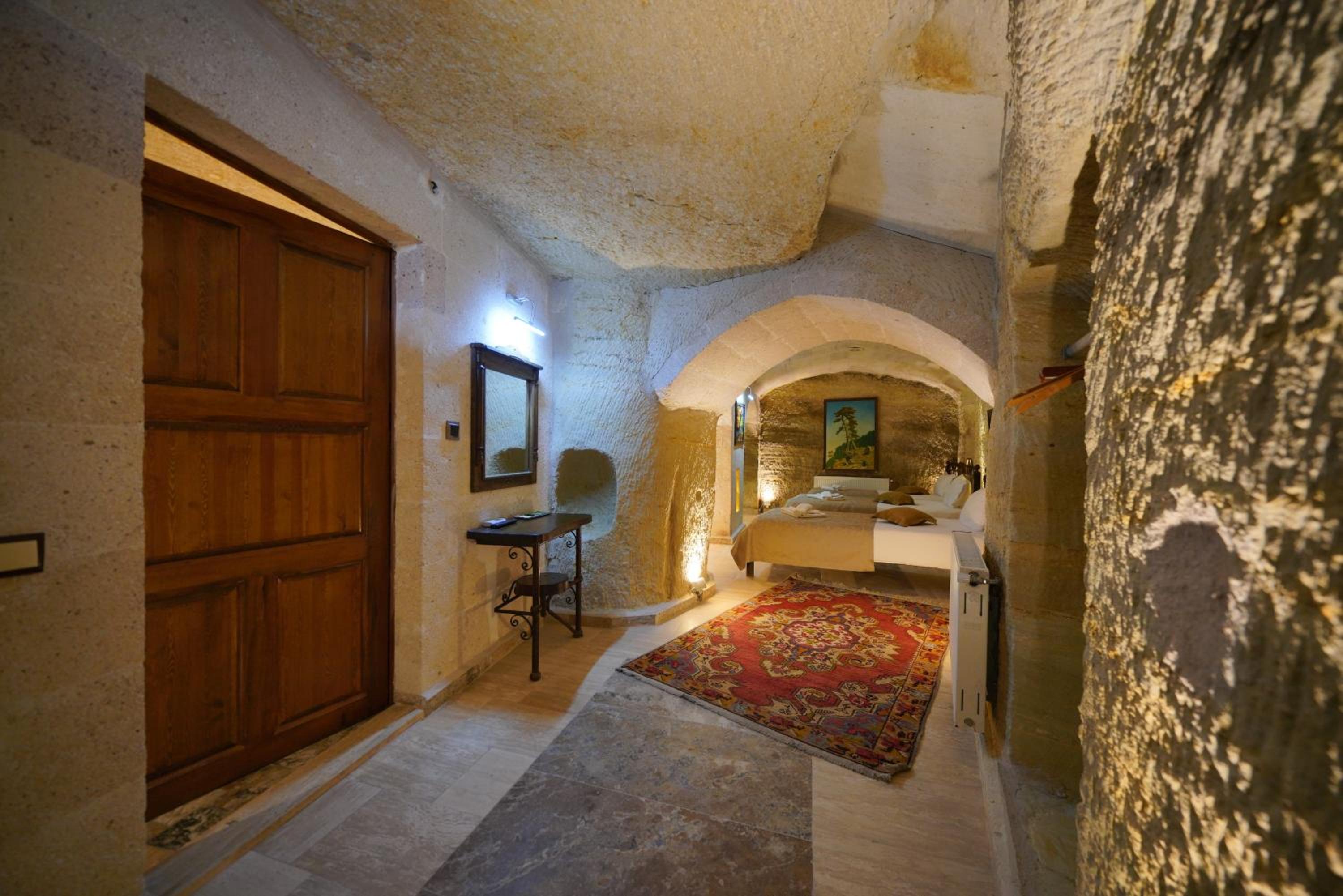 Emit Cave Hotel - Image 114
