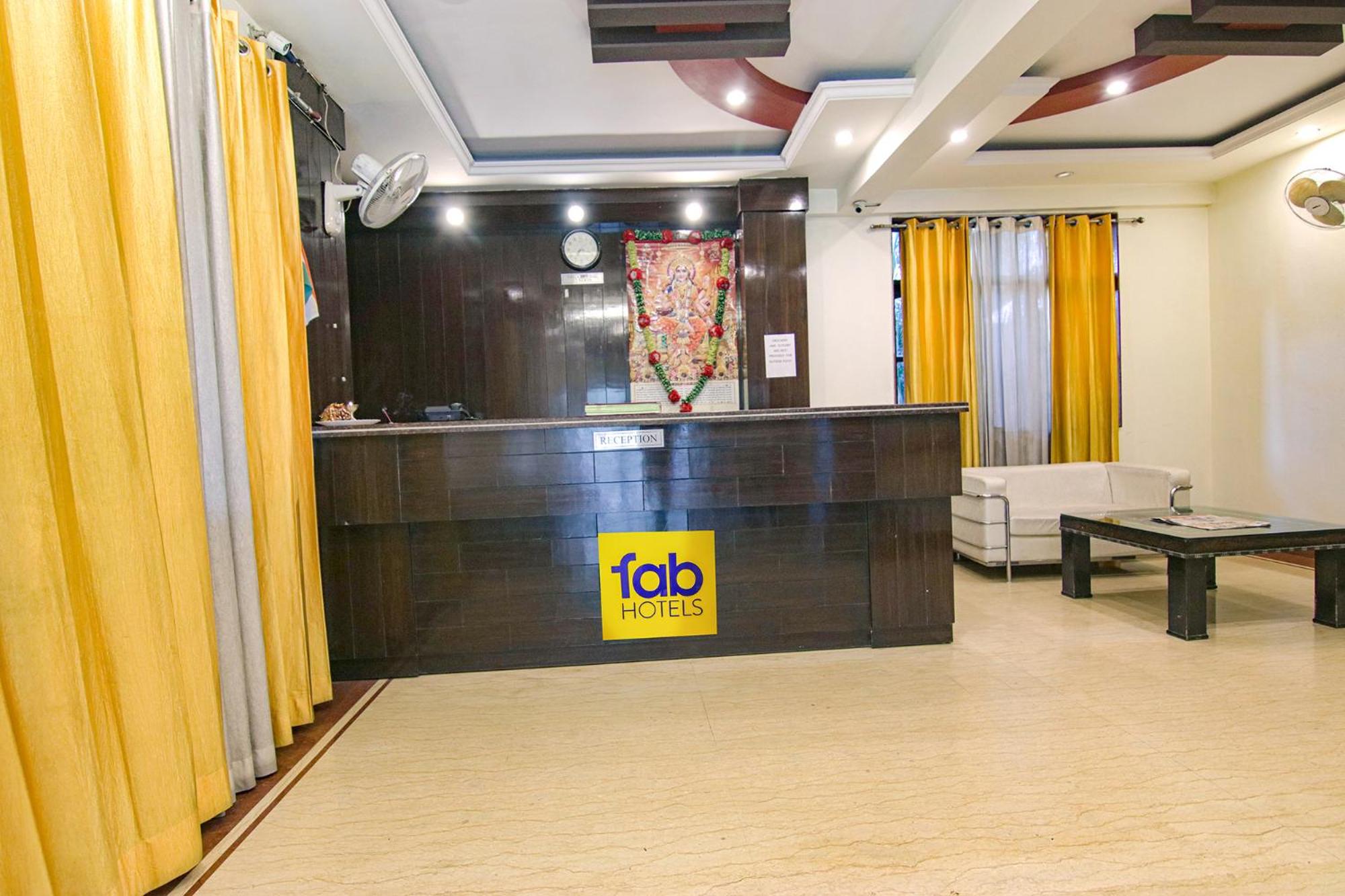 FabHotel City Palace