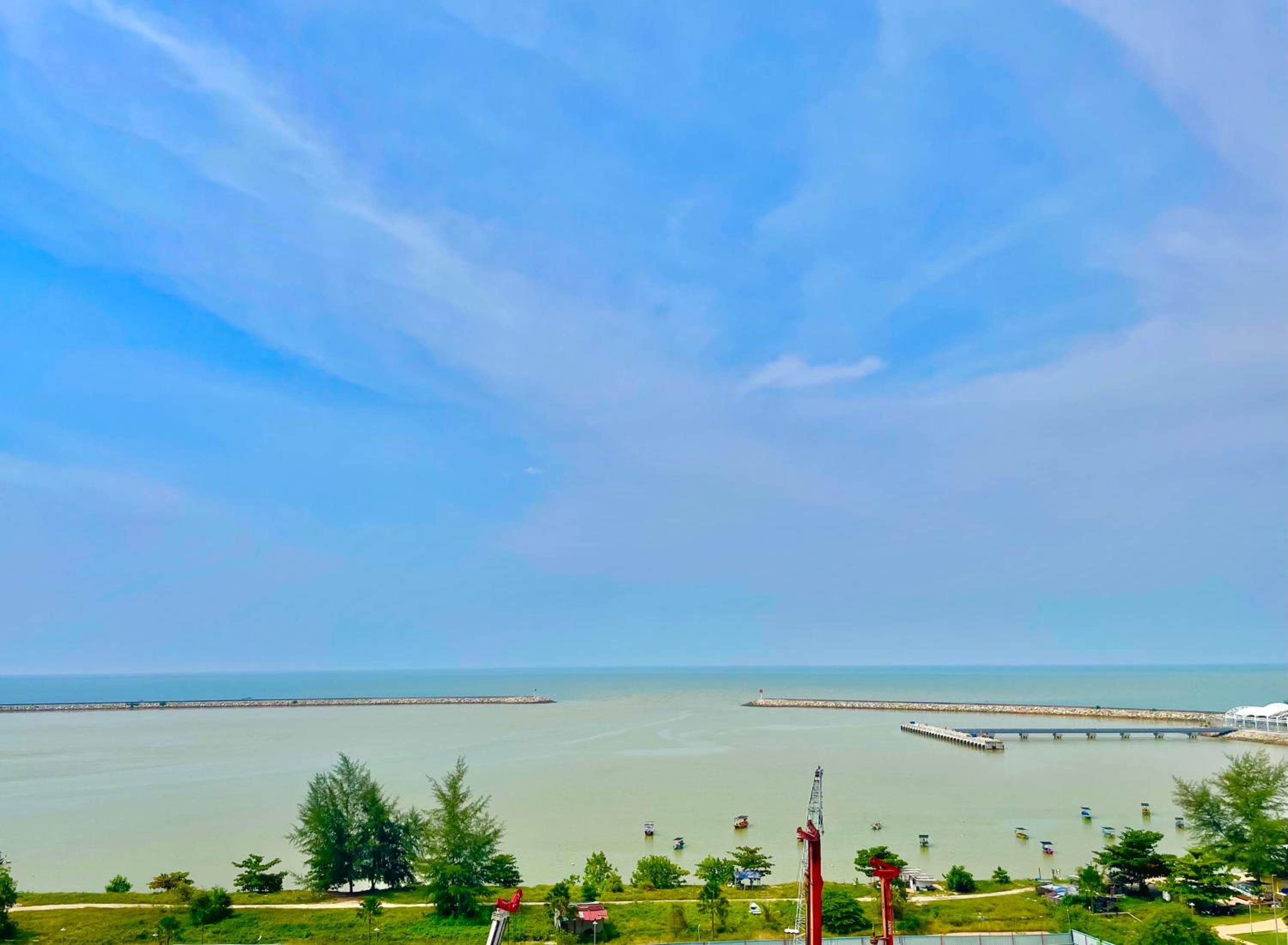 KiRA Drawbridge Homestay max 8 pax only with pool WIFI NETFLIX near KTCC Mall photo 6