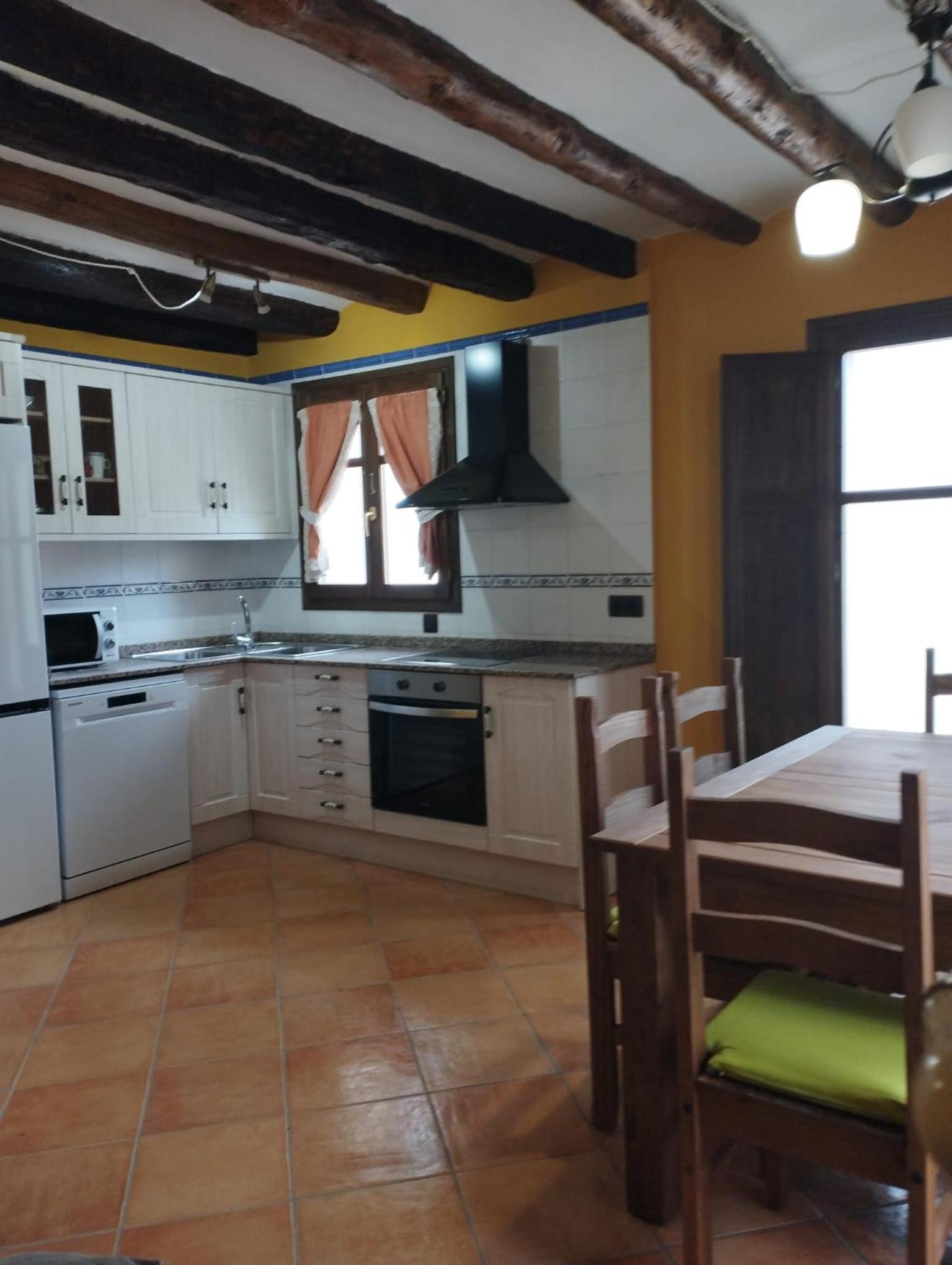 CASA RURAL LES ROQUETES
