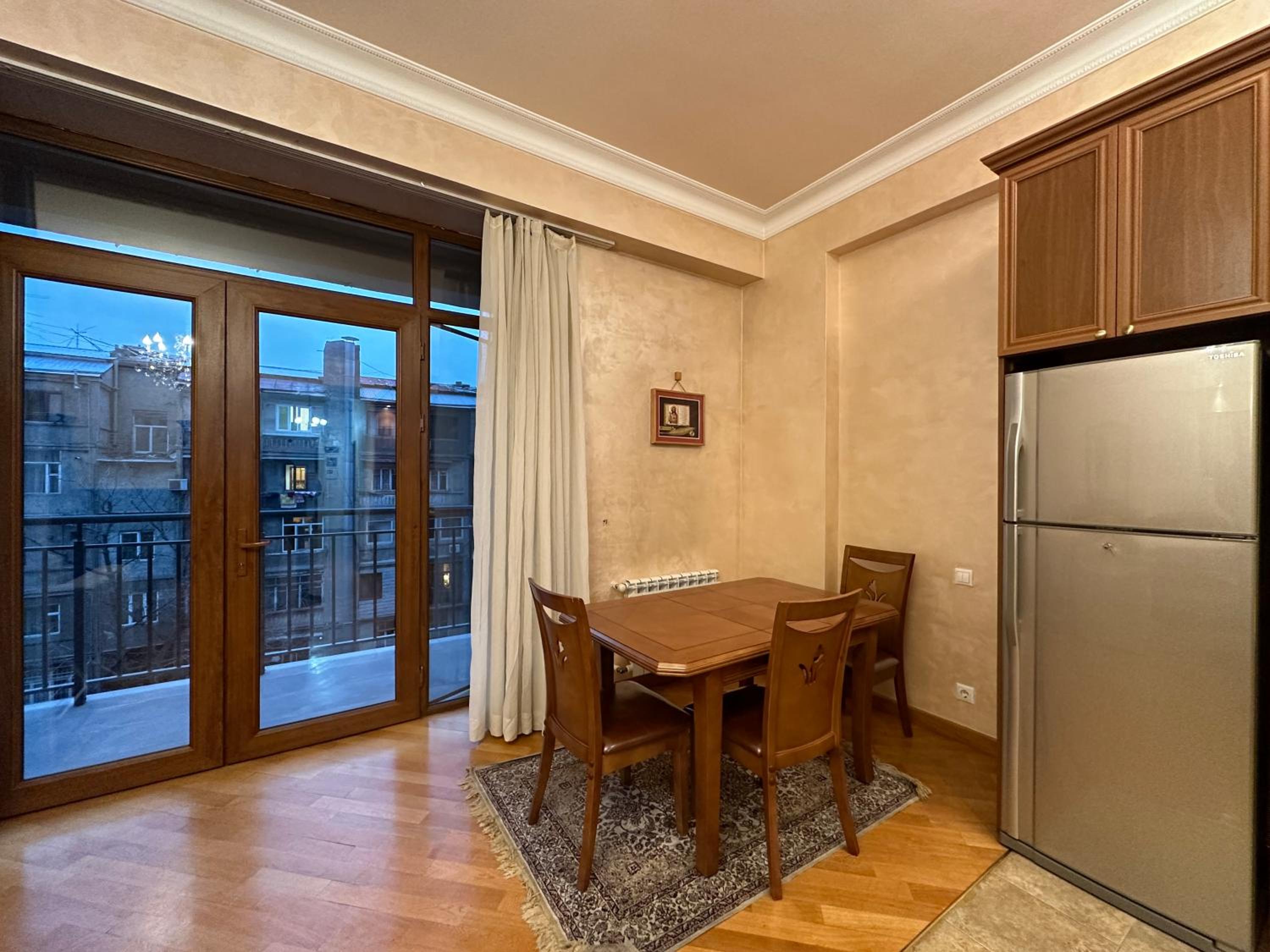 Aram street, 1 bedroom Modern apartment DI482