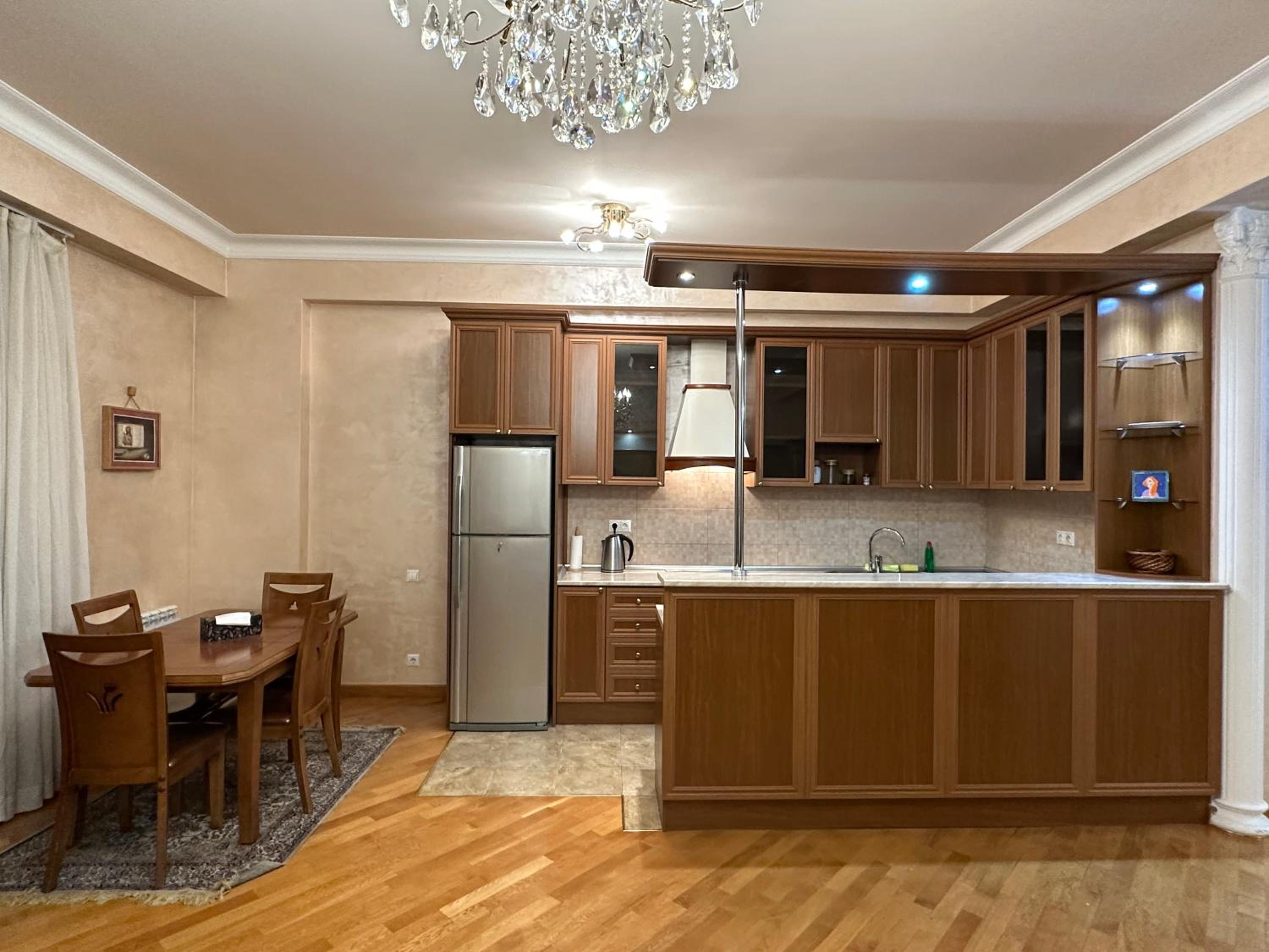 Aram street, 1 bedroom Modern apartment DI482