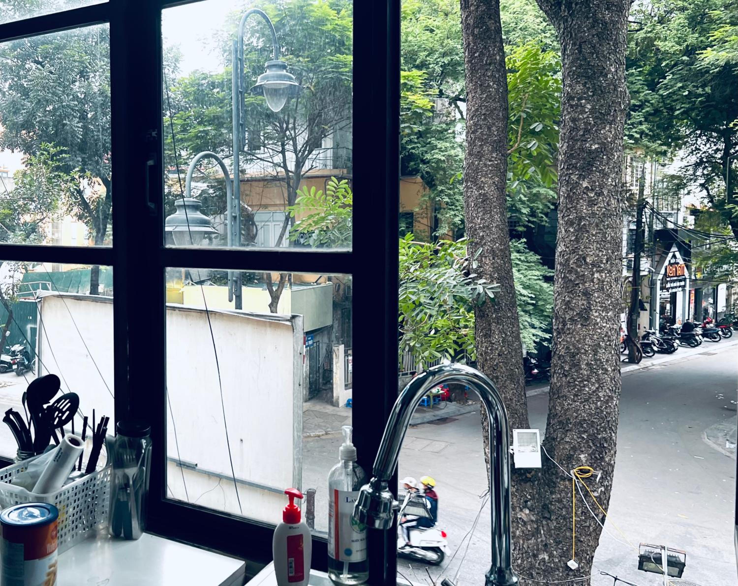 The First Ba Trieu Ha Noi