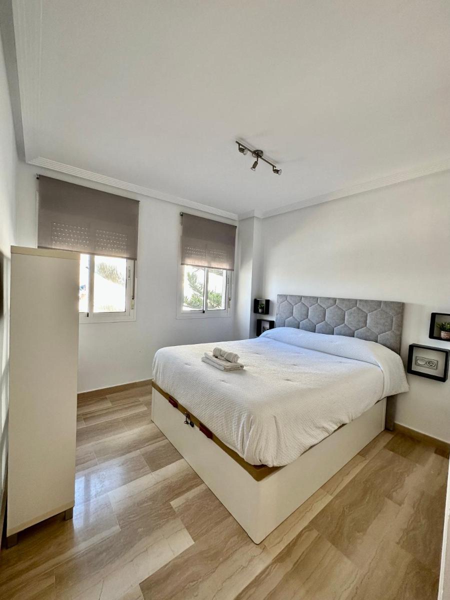 ESLORA Candor Apartment by Cadiz4Rentals view 5